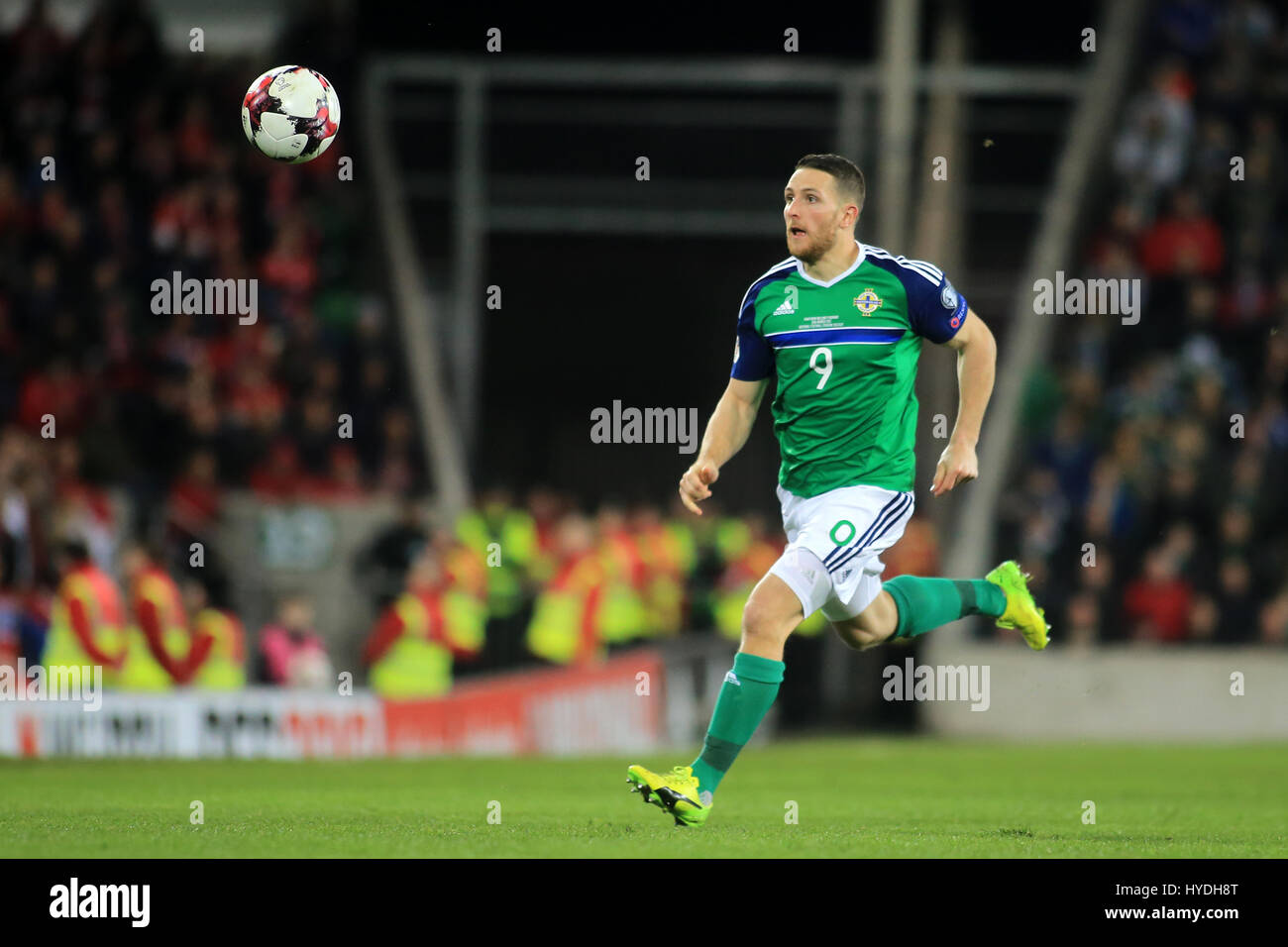 In Irlanda del Nord la Conor Washington durante una partita a Belfast. Foto Stock