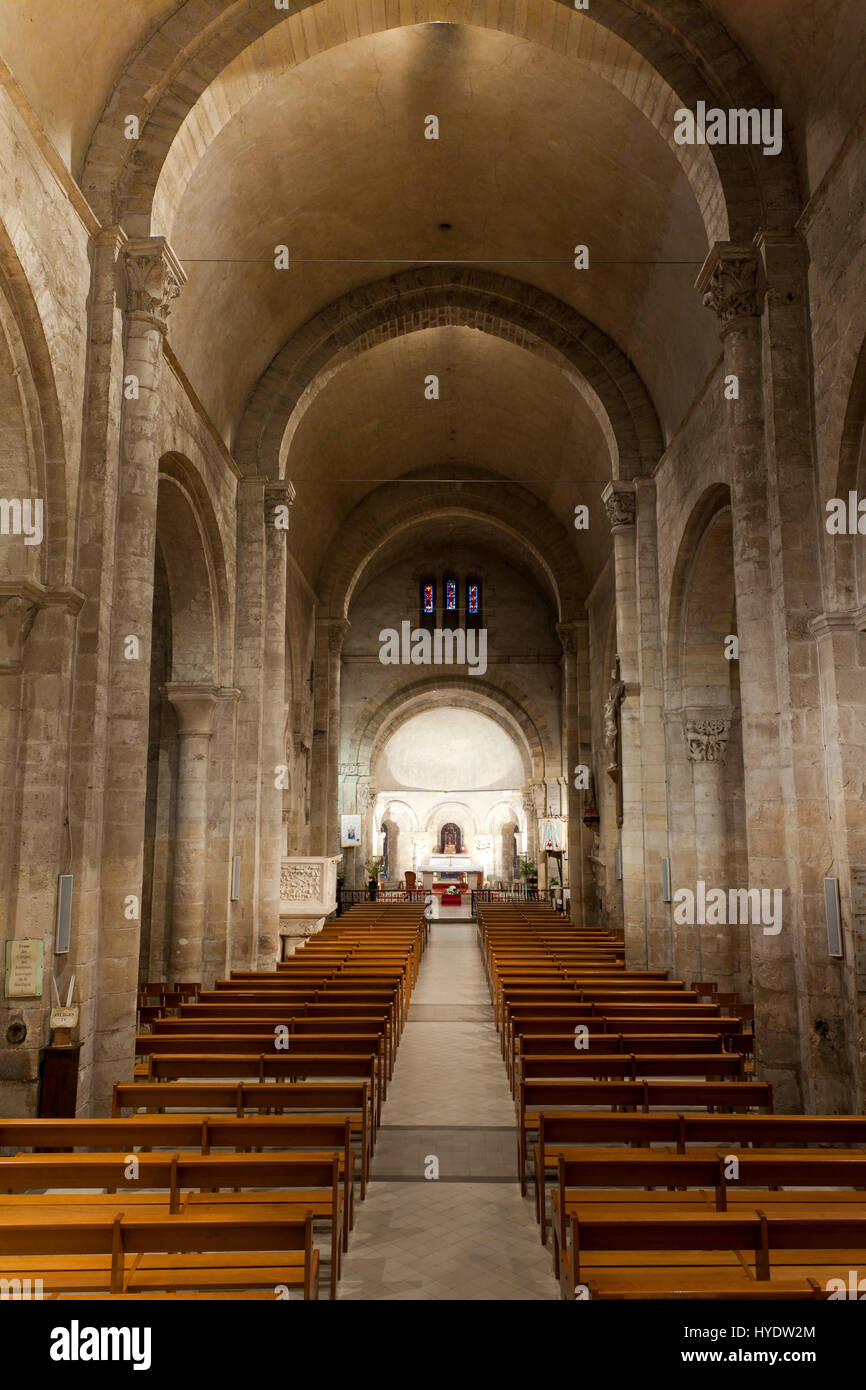 Francia, Gironde, Soulac sur Mer, un arresto su El Camino de Santiago, all'interno della basilica Notre Dame de la Fin des Terres del secolo12th Foto Stock