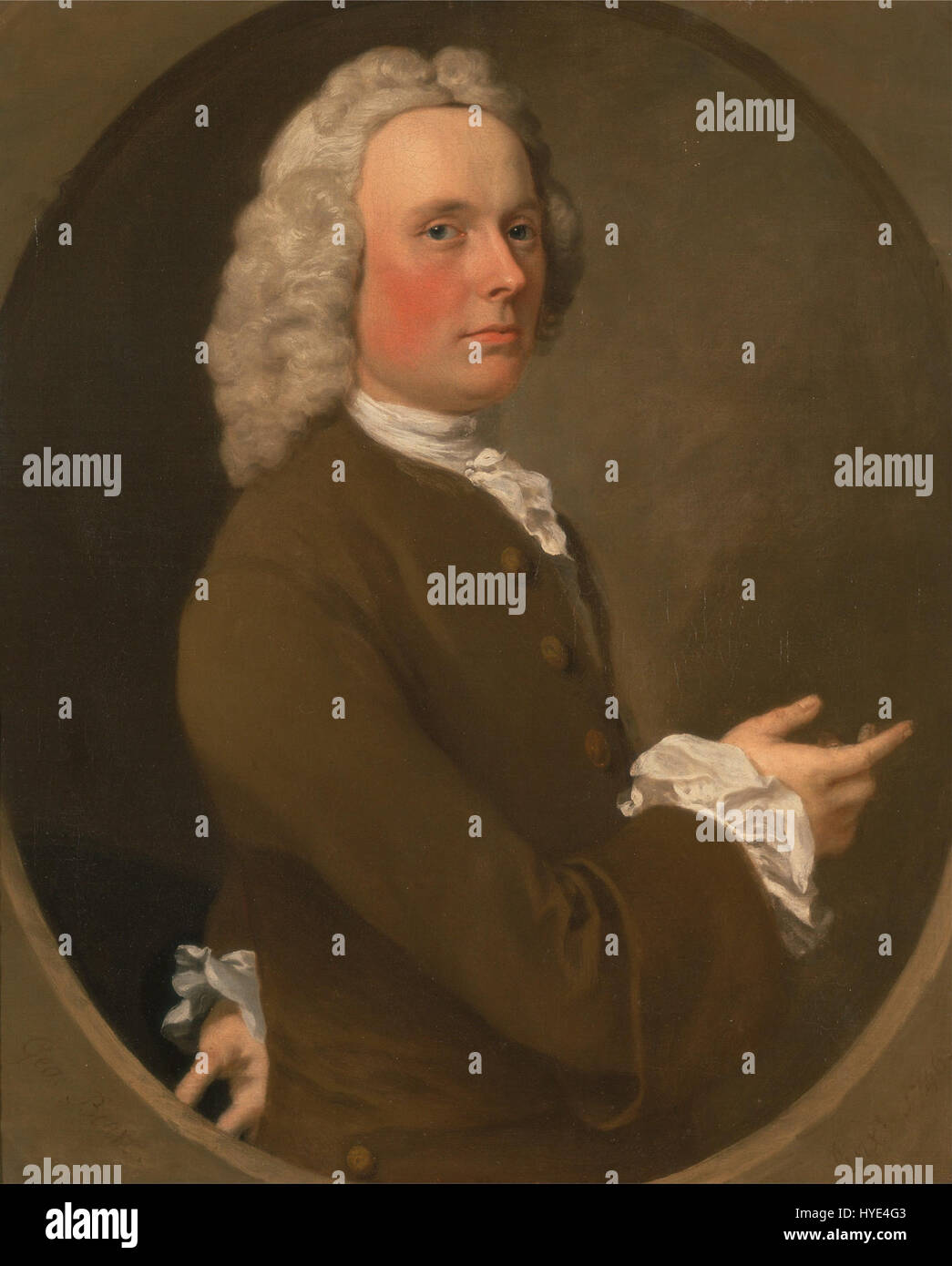 Un ritratto di un uomo sconosciuto di George Beare, un notevole ritrattista inglese. Il dipinto cattura il soggetto con la caratteristica precisione, concentrandosi sulle caratteristiche del viso e sull'abbigliamento. L'identità dell'uomo rimane non confermata, anche se il lavoro esemplifica l'abilità di Beare nel ritrattismo realistico. Foto Stock