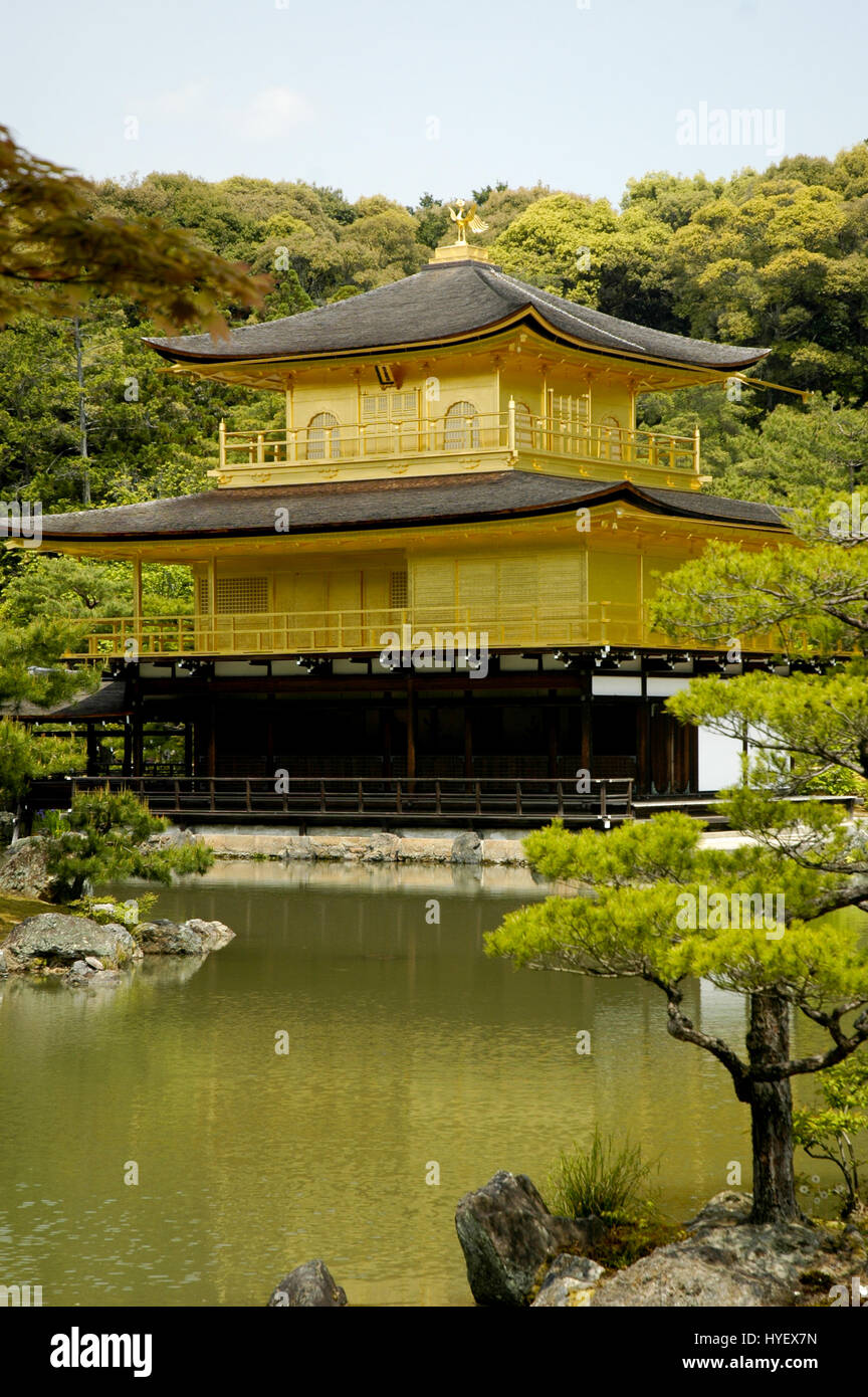 Kinkakuji o rokuon-ji. golden pavillion tempio. kyoto. Giappone Foto Stock