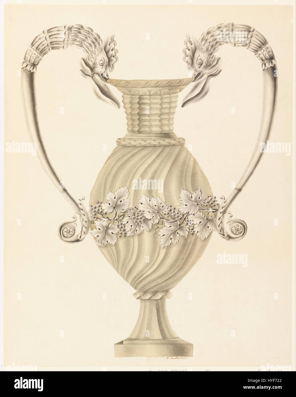 Questo design di Joseph Anton Seethaler II è caratterizzato da un'urna di cristallo con supporti in argento che fondono eleganza e maestria artigianale. Il design di Seethaler enfatizza la precisione nel lavoro in cristallo e nei dettagli in argento ornato, riflettendo lo stile del XVIII secolo di lusso e raffinatezza. Foto Stock