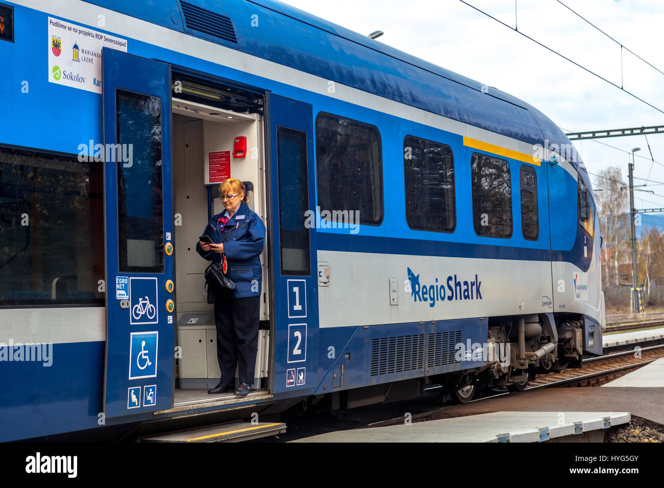 Le ferrovie ceche classe 844, conduttore, Repubblica Ceca treno, Europa Foto Stock