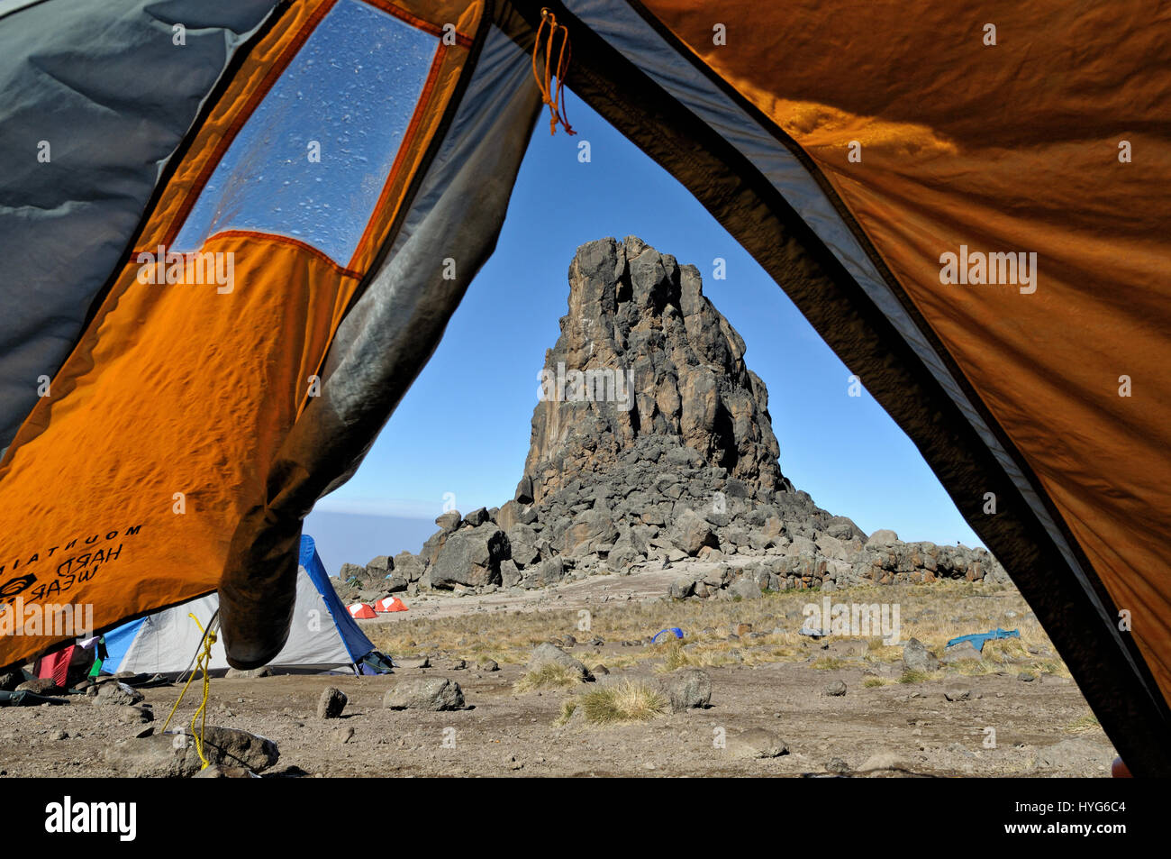 Dentro la mia tenda a torre di lava del Camp nella mattina, il Monte  Kilimanjaro National Park, Tanzania Foto stock - Alamy