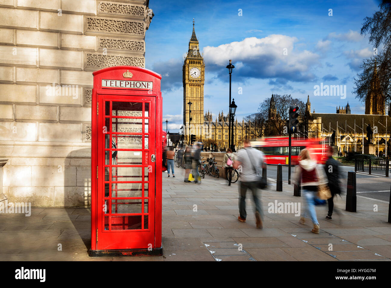 Telefono rosso scatola con il Big Ben di Londra. Foto Stock