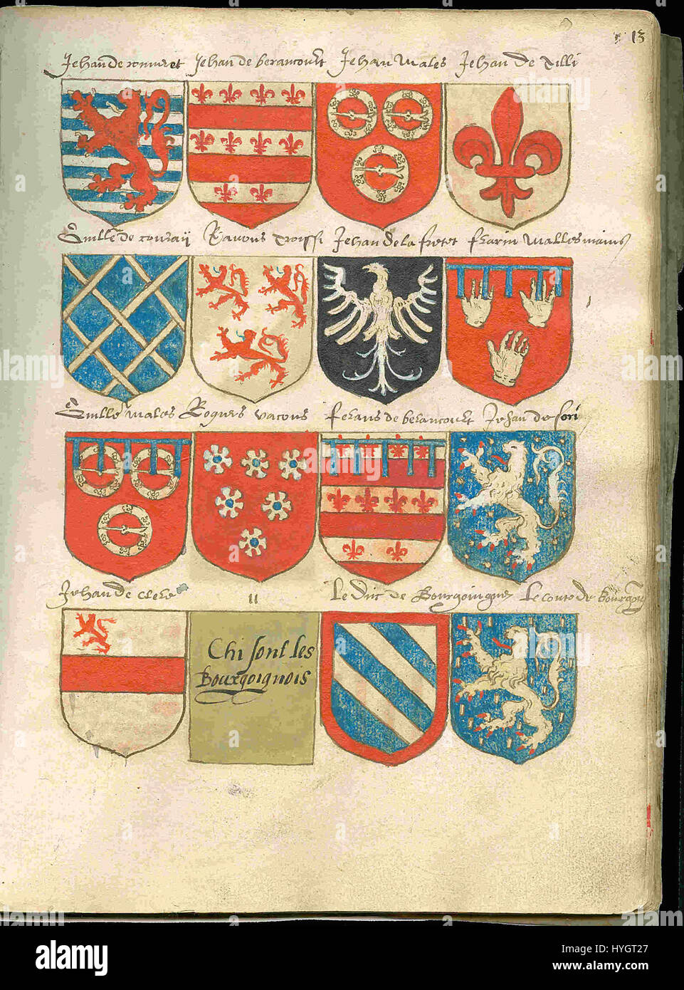 Pagina 13 del Wapenboek Beyeren, un'armeria del XVI secolo, illustra gli stemmi delle famiglie nobili della Baviera. Il manoscritto è un documento storico chiave per gli studi araldici. Foto Stock