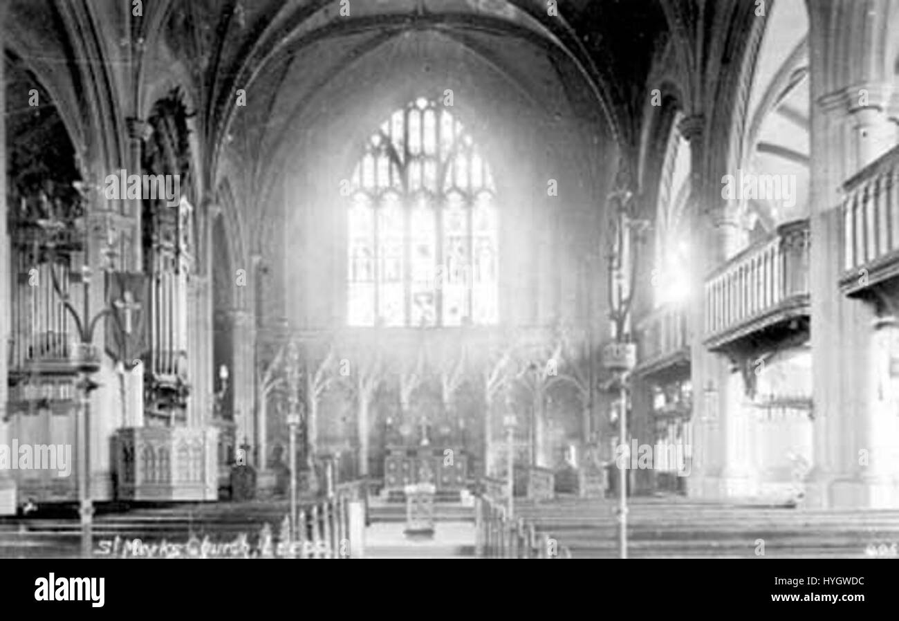 "St Mark Woodhouse Leeds" si riferisce a un dipinto o a un'opera d'arte relativa a San Marco, il santo cristiano, e può essere collegato a una chiesa o a un edificio a Leeds. L'opera probabilmente riflette la storia religiosa e architettonica locale. Foto Stock "St Mark Woodhouse Leeds" si riferisce a un dipinto o a un'opera d'arte relativa a San Marco, il santo cristiano, e può essere collegato a una chiesa o a un edificio a Leeds. L'opera probabilmente riflette la storia religiosa e architettonica locale. Foto Stock
