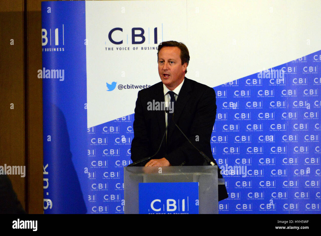 Il Primo Ministro David Cameron risolve una CBI Scozia cena tre settimane prima della Scottish referendum di indipendenza Foto Stock