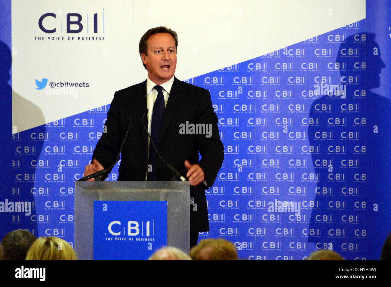 Il Primo Ministro David Cameron risolve una CBI Scozia cena tre settimane prima della Scottish referendum di indipendenza Foto Stock