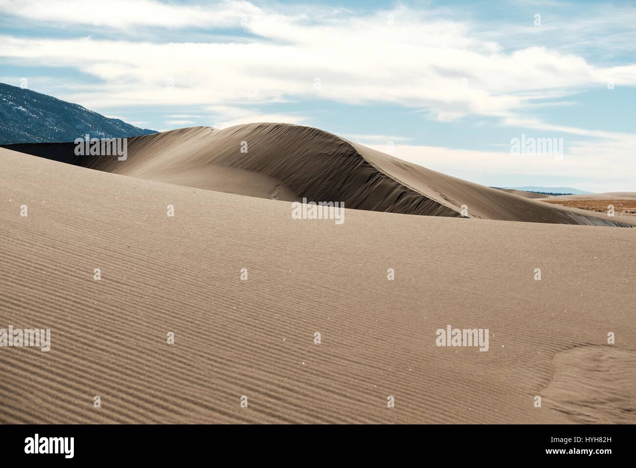 Picchi di sabbia prendere forma nella Grande dune sabbiose del Parco nazionale del Colorado, Stati Uniti d'America. Foto Stock