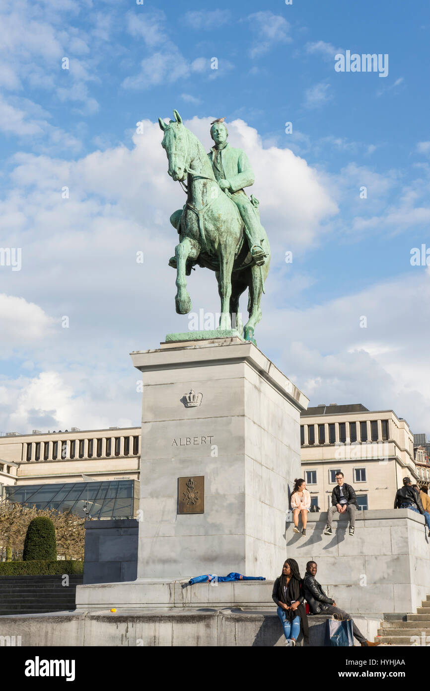 La statua di re Alberto I di Mont des Arts, Bruxelles Foto Stock