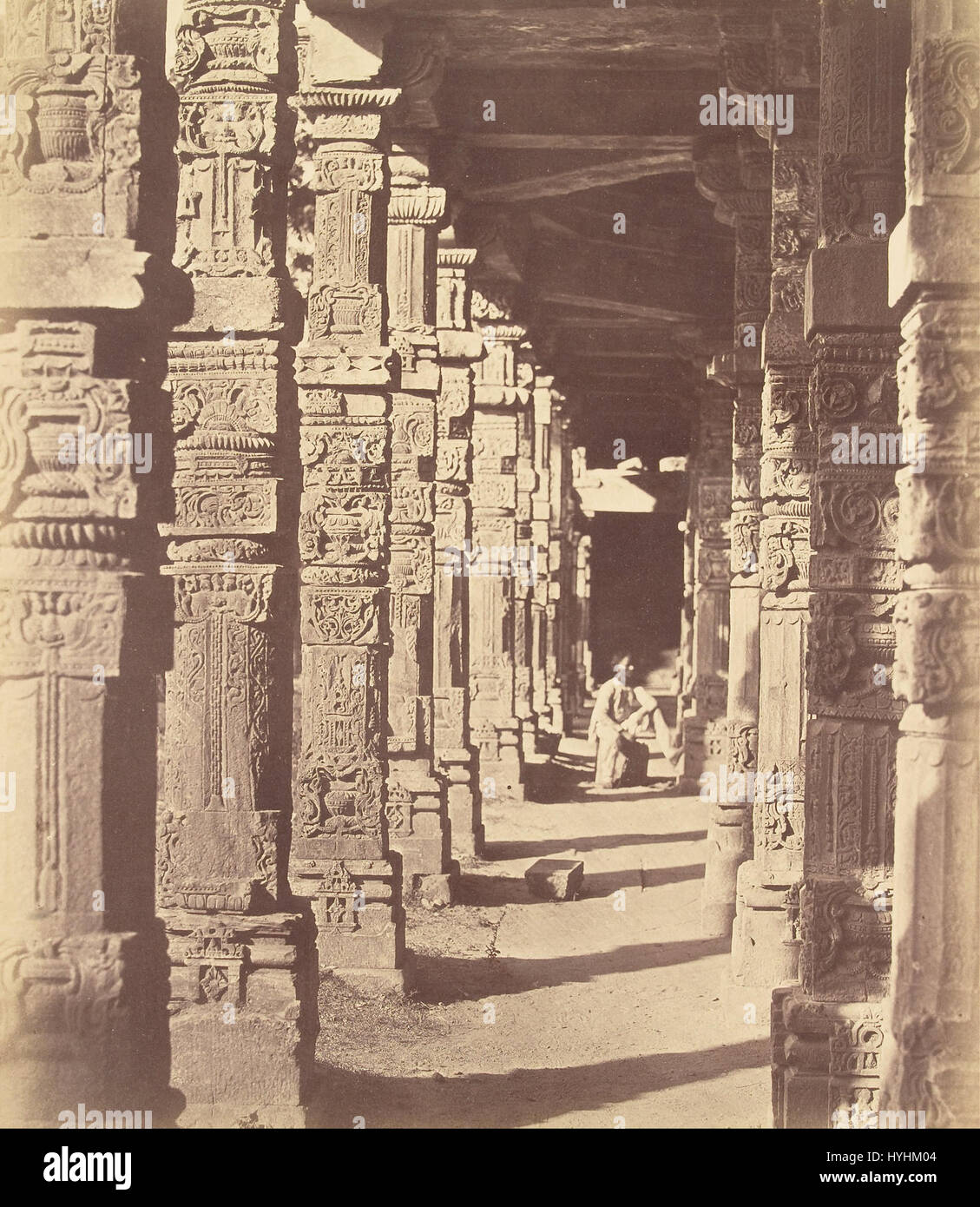 Charles Moravia (British (Interno del tempio Hindoo in Kootub) Google Art Project Foto Stock