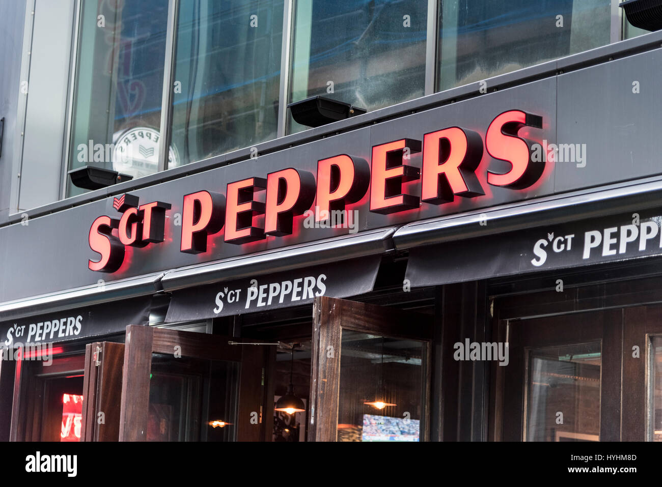 Sgt Peppers bar in Mathew Street Liverpool casa natale dei Beatles. Foto Stock