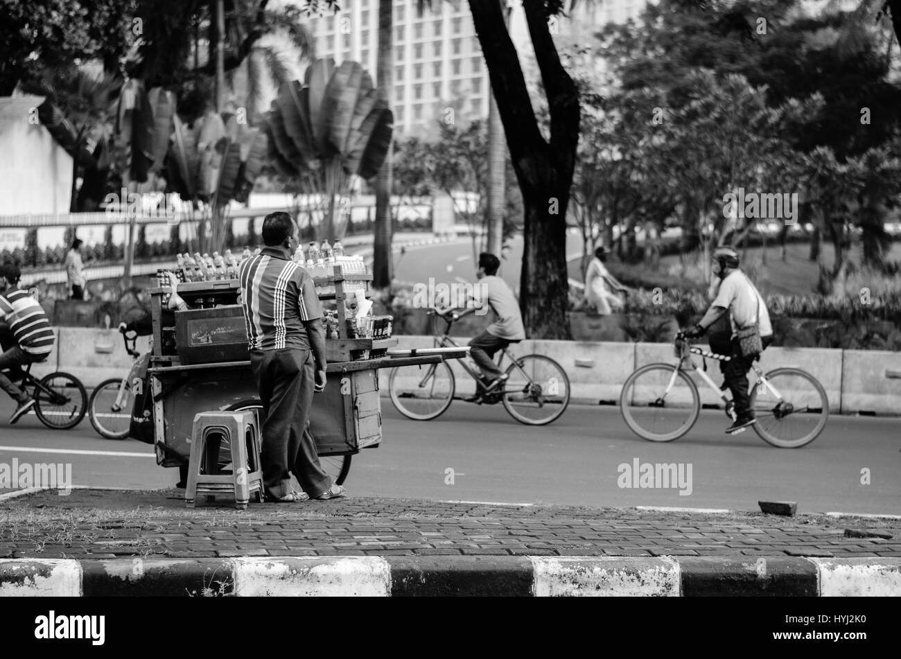 Venditore di bevande presso la strada Foto Stock