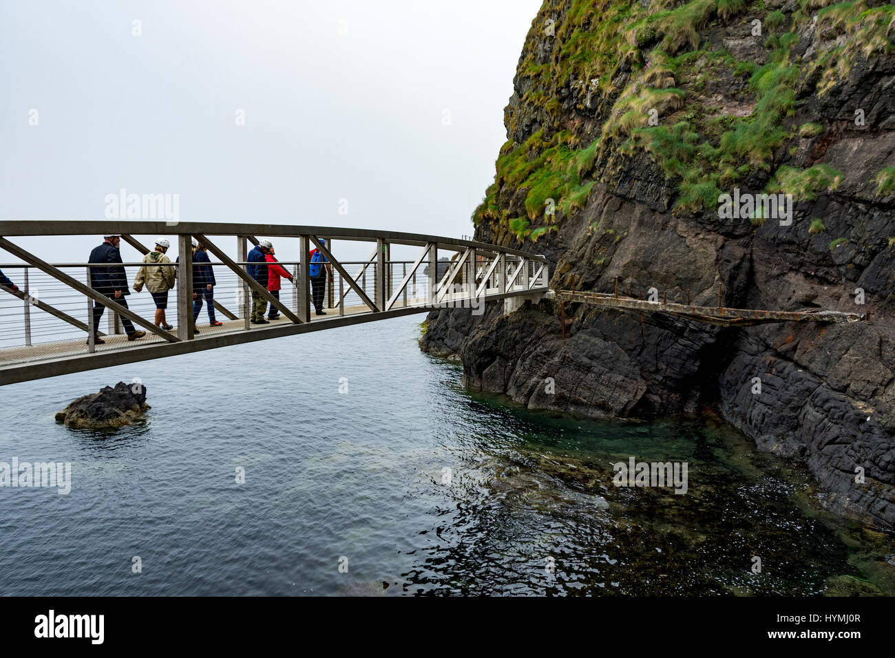 La Scogliera Gobbins percorso, vicino a Islandmagee, County Antrim, Irlanda del Nord, Regno Unito Foto Stock