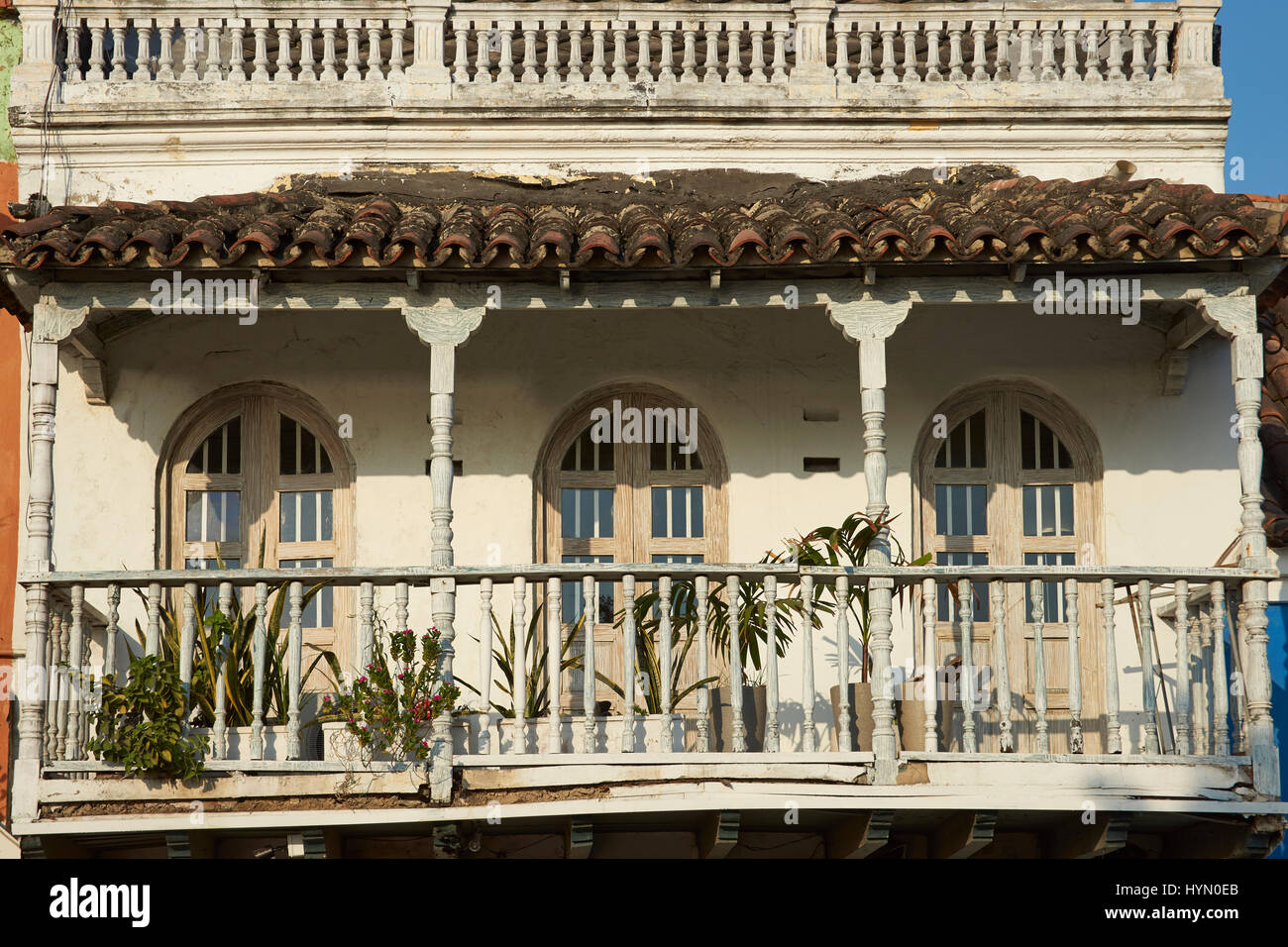 Stile Spagnolo tradizionale edificio coloniale in Getsemini area del centro storico della città di Cartagena in Colombia Foto Stock