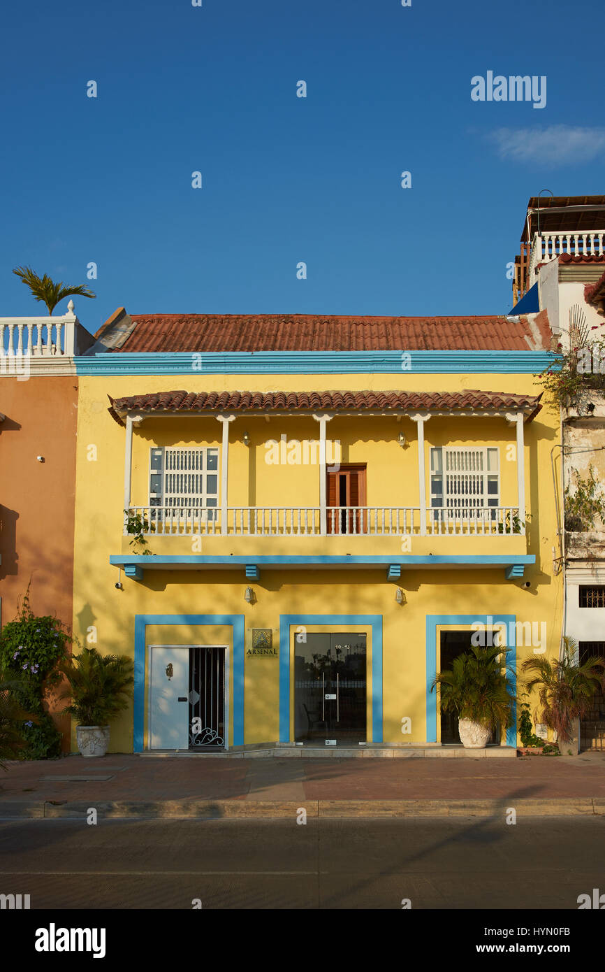 Stile Spagnolo tradizionale edificio coloniale in Getsemini area del centro storico della città di Cartagena in Colombia. Foto Stock