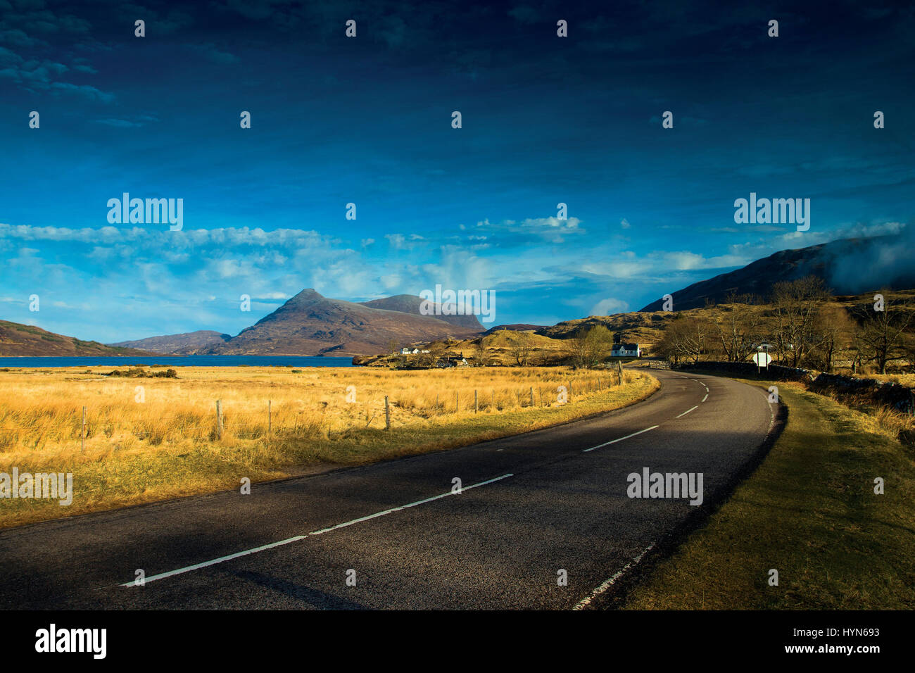 Quinag dalla Costa Nord 500 vicino Inchnadamph, Sutherland, Northwest Highlands Foto Stock