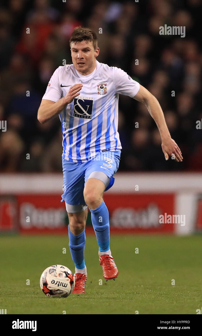 Chris Stokes di Coventry City durante la partita Sky Bet League One a Bramall Lane, Sheffield. PREMERE ASSOCIAZIONE foto. Data immagine: Mercoledì 5 aprile 2017. Vedi PA storia CALCIO Sheff Utd. Il credito fotografico dovrebbe essere: Tim Goode/PA Wire. RESTRIZIONI: Nessun utilizzo con audio, video, dati, elenchi di apparecchi, logo di club/campionato o servizi "live" non autorizzati. L'uso in-match online è limitato a 75 immagini, senza emulazione video. Nessun utilizzo nelle scommesse, nei giochi o nelle pubblicazioni di singoli club/campionati/giocatori. Foto Stock