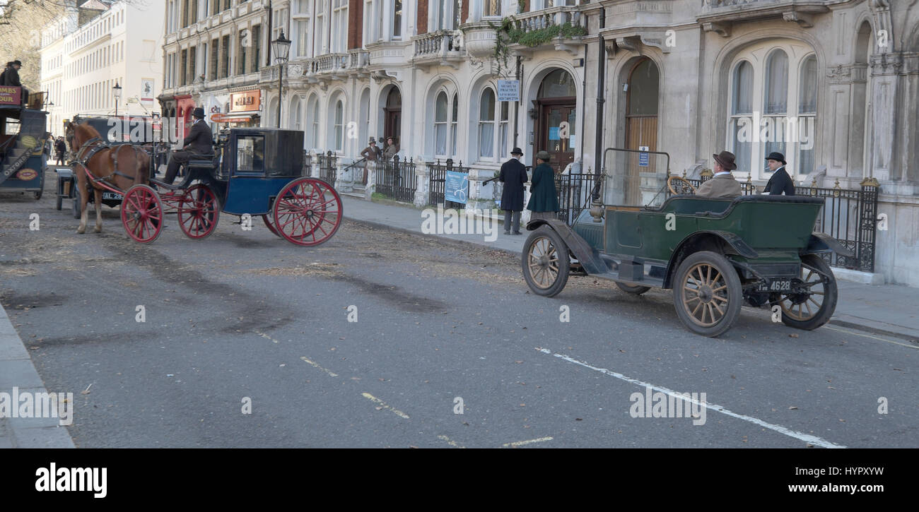 Sul set delle riprese di un episodio della serie TV Howards End di Londra Foto Stock