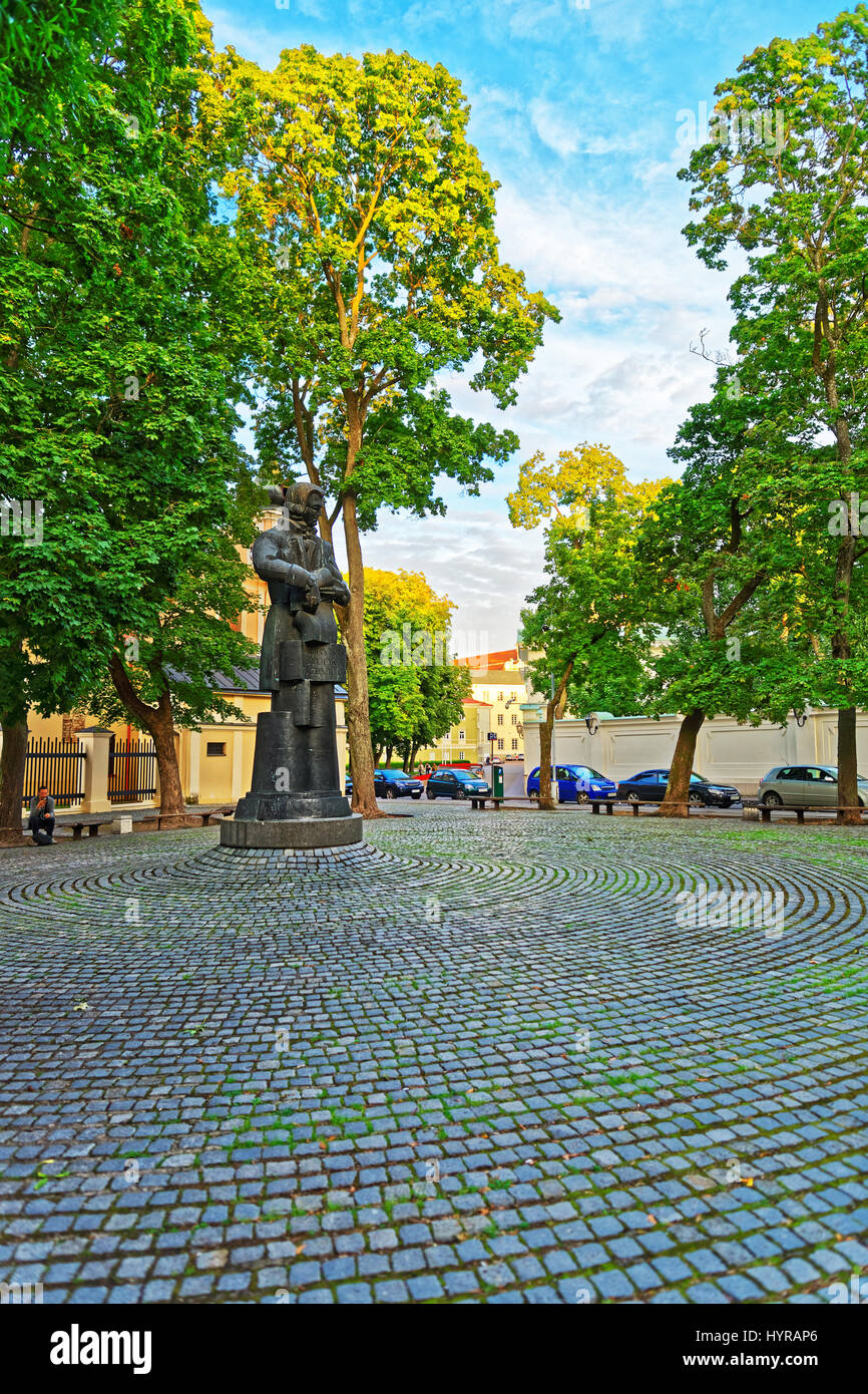 Statua di Laurynas Stuoka Gucevicius a Vilnius, Lituania Foto Stock