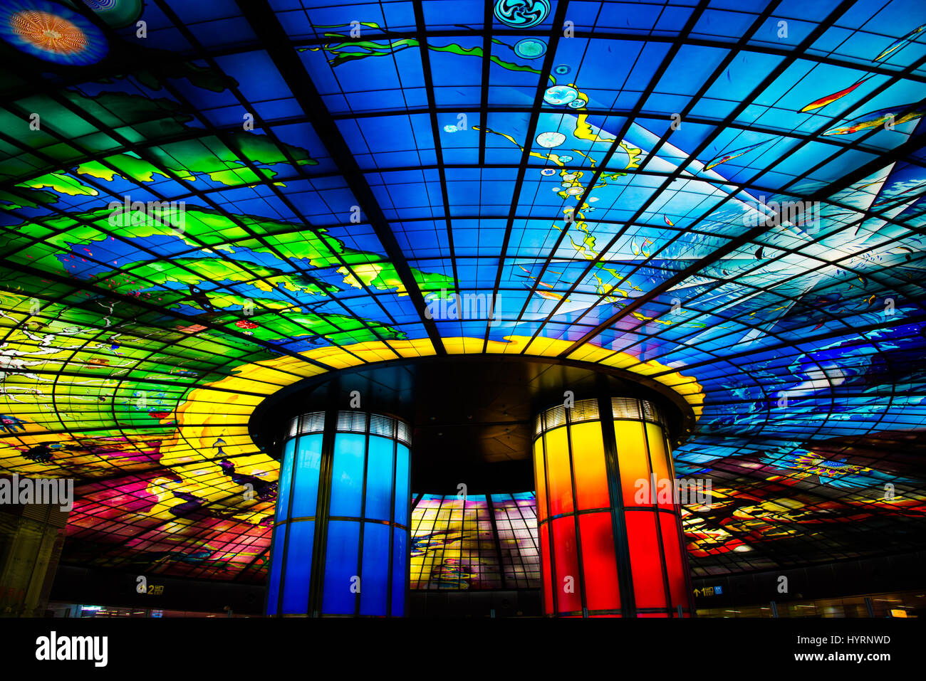 Interno di Formosa Boulevard stazione in Kaohisiung Foto Stock