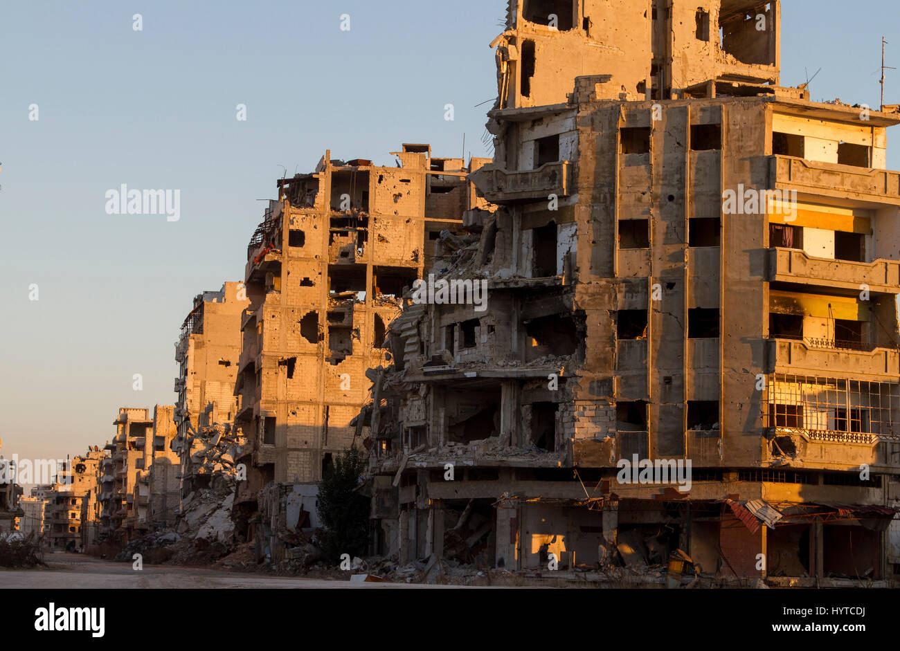 Devastazione da guerra nel centro di Homs, in Siria Foto Stock