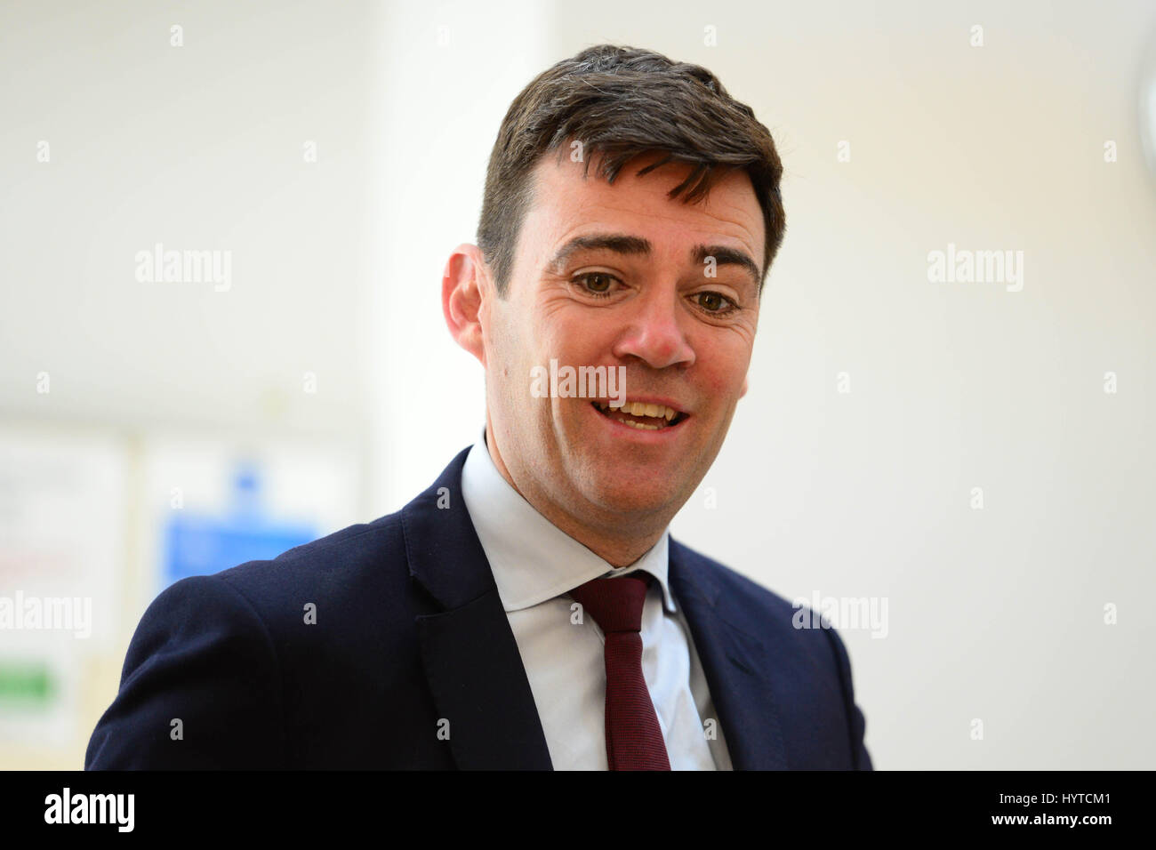 Leadership laburista contender Andy Burnham si rivolge a un pubblico in Edinburgh Foto Stock