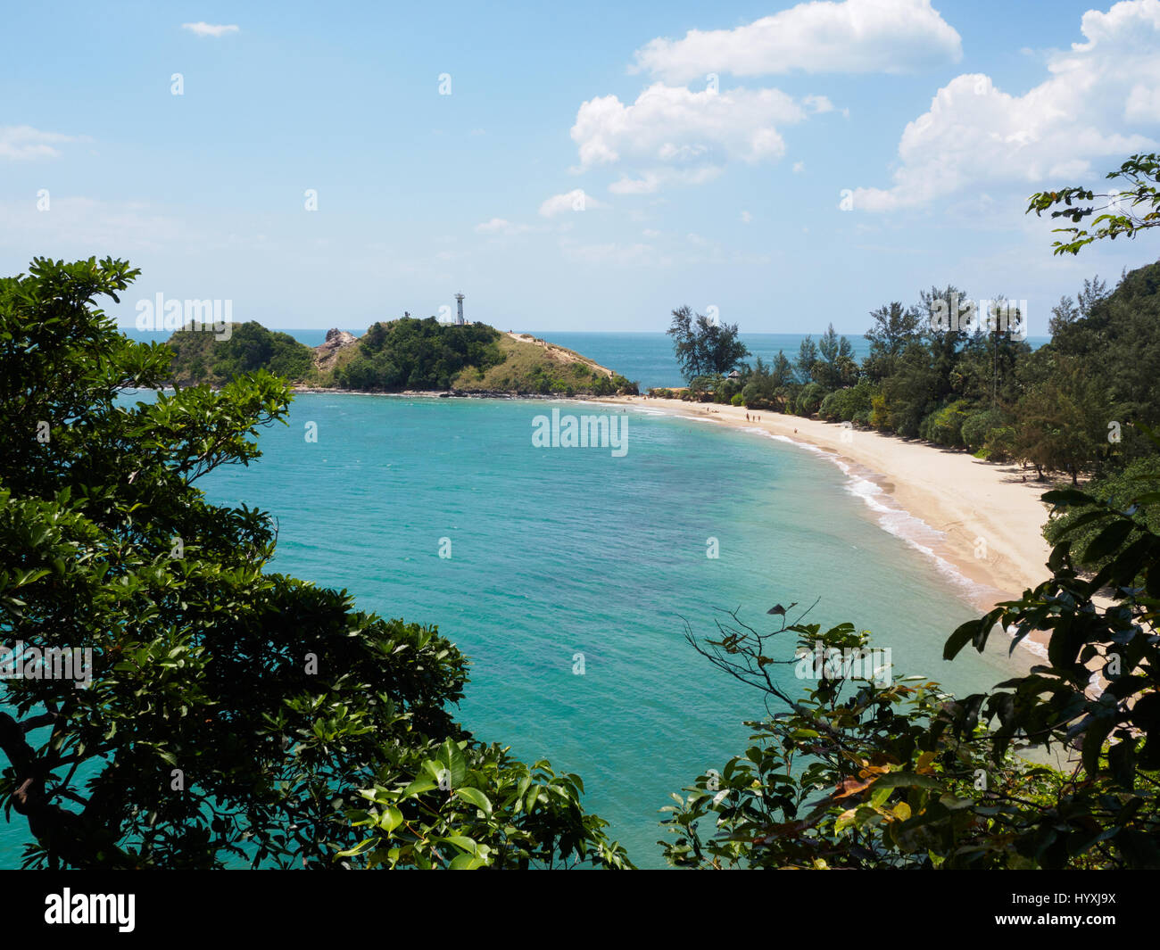 Il faro e la spiaggia di Ko Lanta National Park da sopra Foto Stock