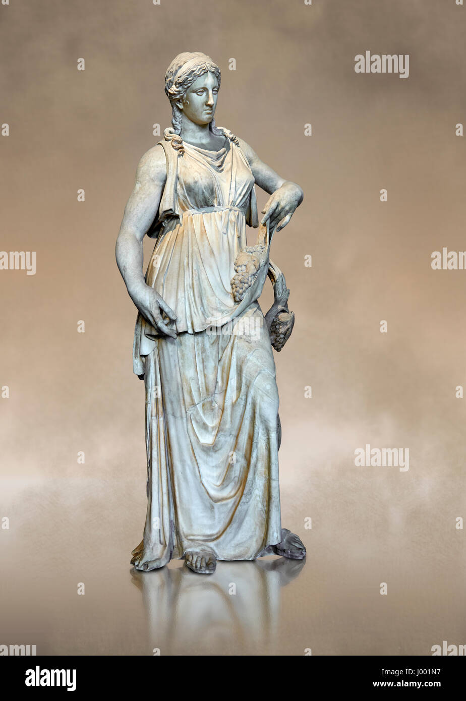 Bacchante o Ariadne, Romana statua in marmo di c.150 annuncio. La collezione Borghese inv MR 102 o Ma 676, al museo del Louvre a Parigi Foto Stock