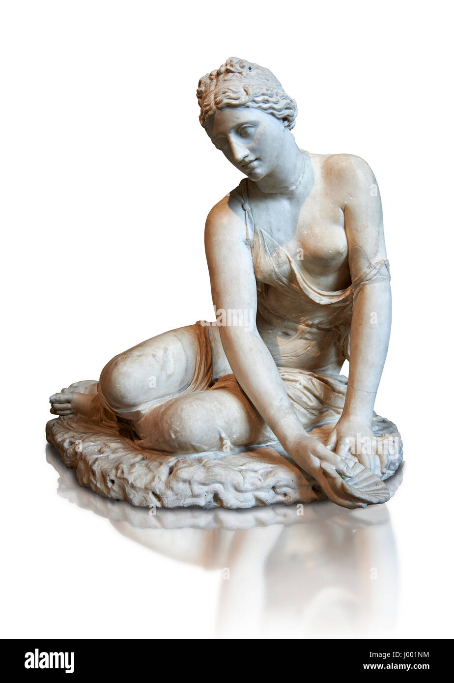 Ninfa con un guscio (Nymphe a la coquille ), 1° cent romano statua in marmo da Italia, collezione Borghese . Il museo del Louvre, Parigi Cat n. MR 309. Foto Stock