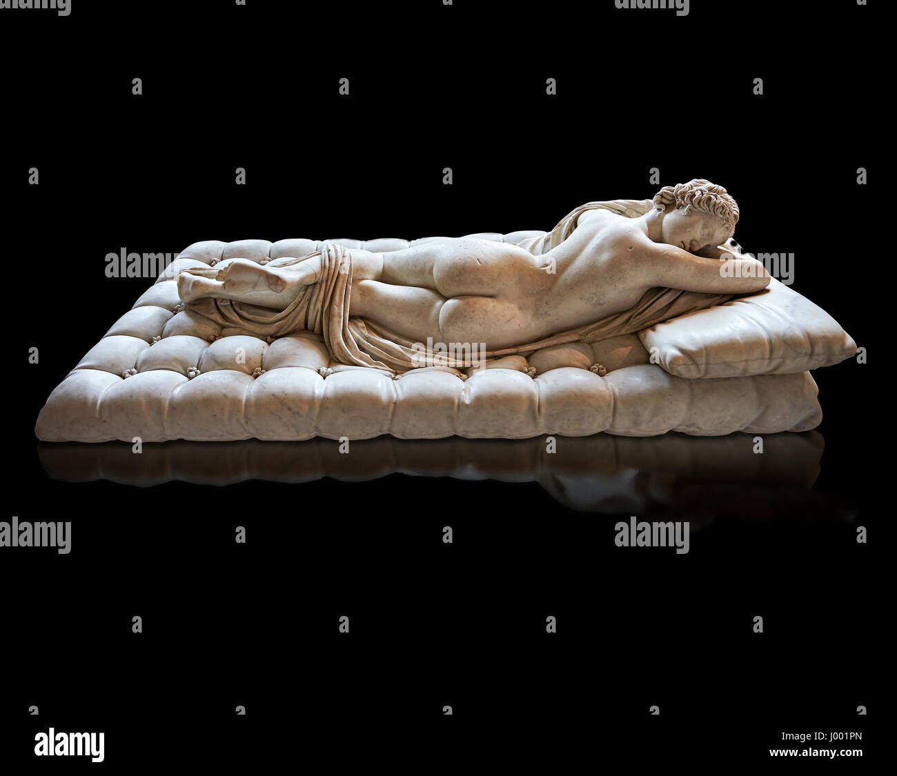 Sleeping Hermaphroditus, il Borghese ermafroditi. Una dimensione di vita antica II secolo d.c. statua romana scolpita in marmo greco, il museo del Louvre, Parigi Foto Stock
