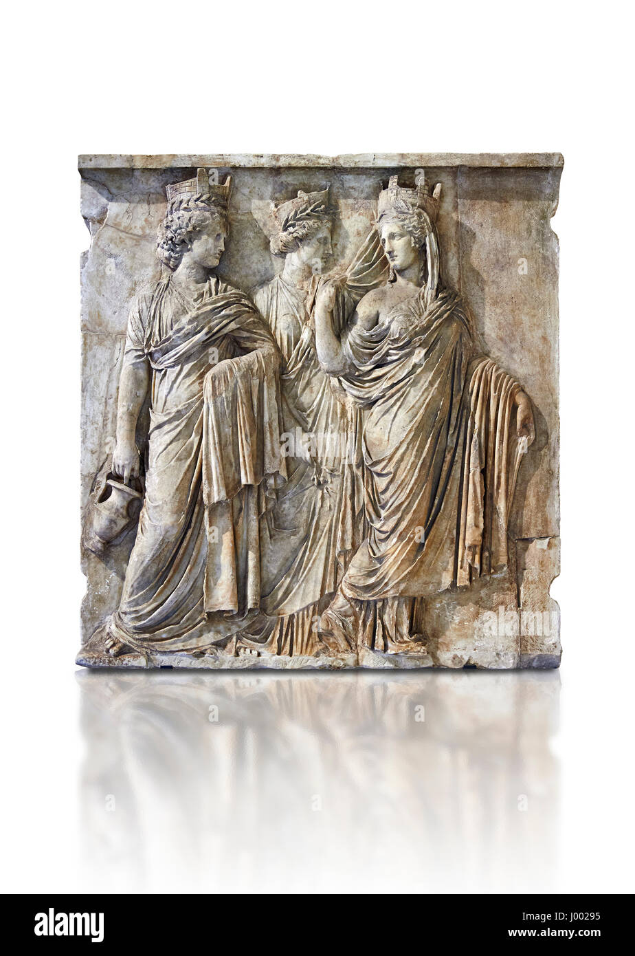 Sollievo scultura intitolata Les Trois Tyches, un rilievo romano scultura circa 160 AD trovate sulla Via Appia, Roma, Italia. Inv MR 873 o Ma 590, il museo del Louvre Foto Stock