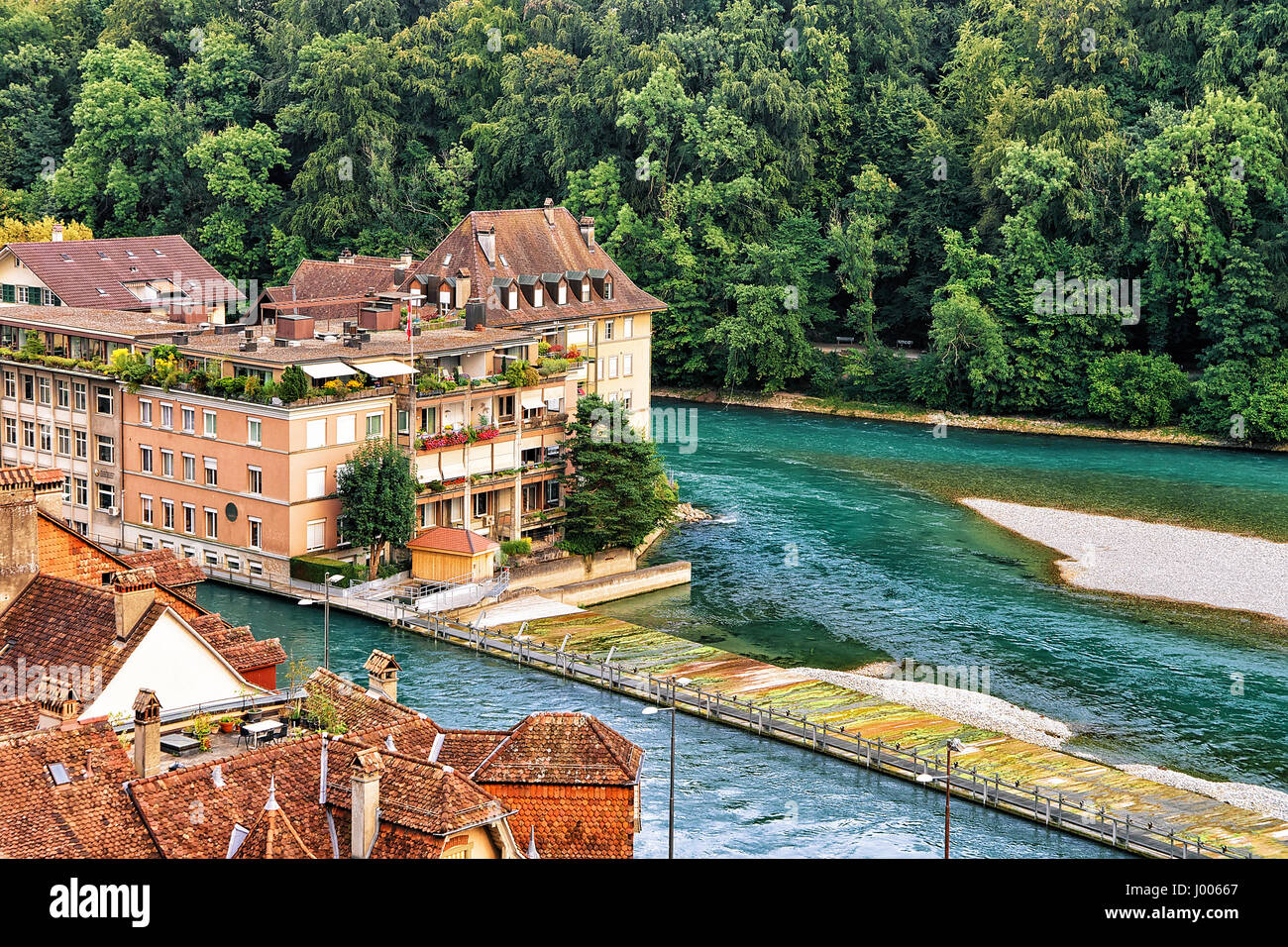 Diga sul fiume Aare a Berna, Svizzera. Visto dalla Bundesterrasse Foto Stock