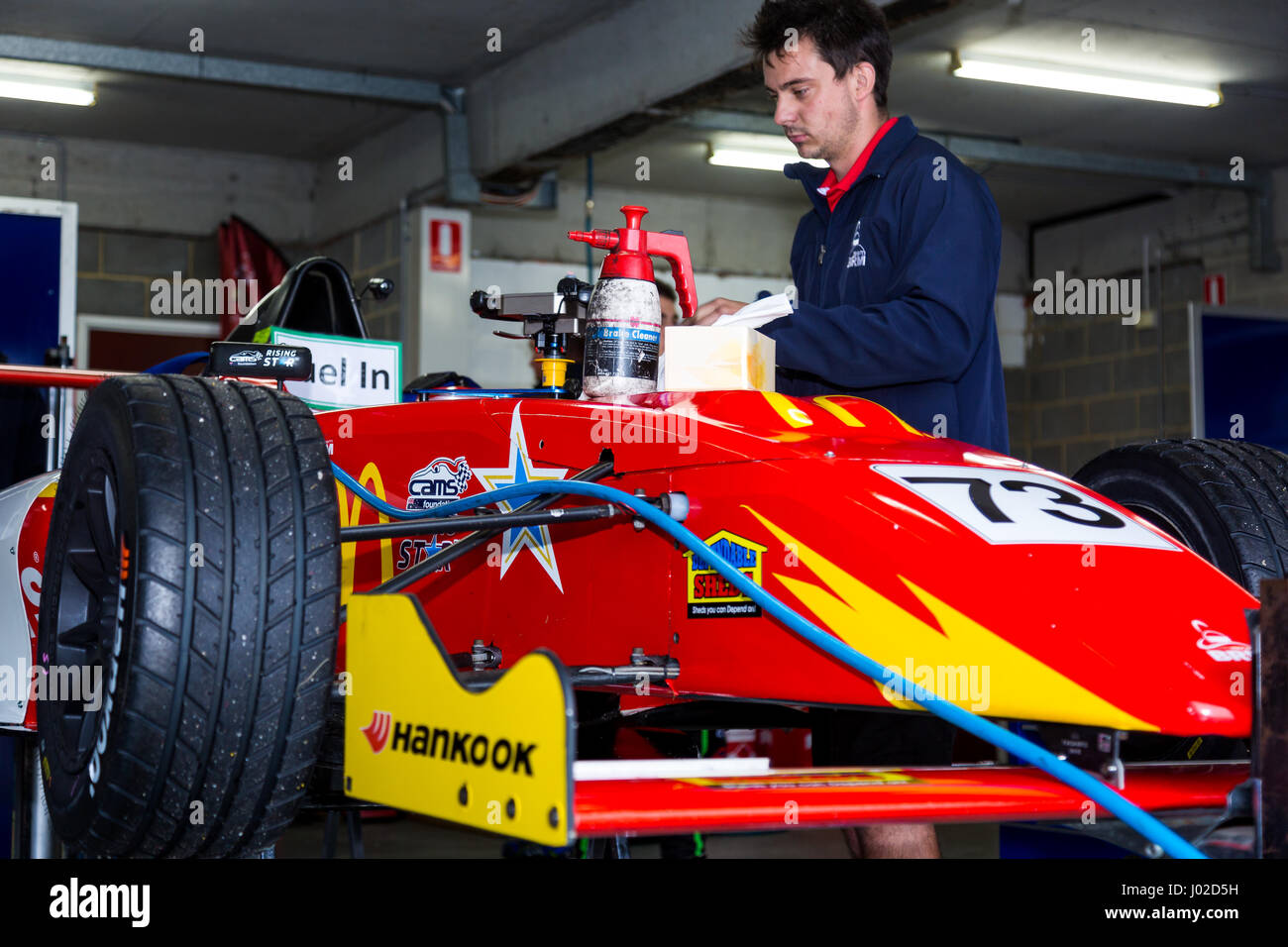 Sandown Raceway, Australia. 09Apr, 2017. MELBOURNE, Australia - 9 aprile: pit lane durante il 2017 Shannon cittadini, Round 1 - Sandown Raceway, Australia su Aprile 09 2017. Foto: Dave Hewison Credito: Dave Hewison sport/Alamy Live News Foto Stock
