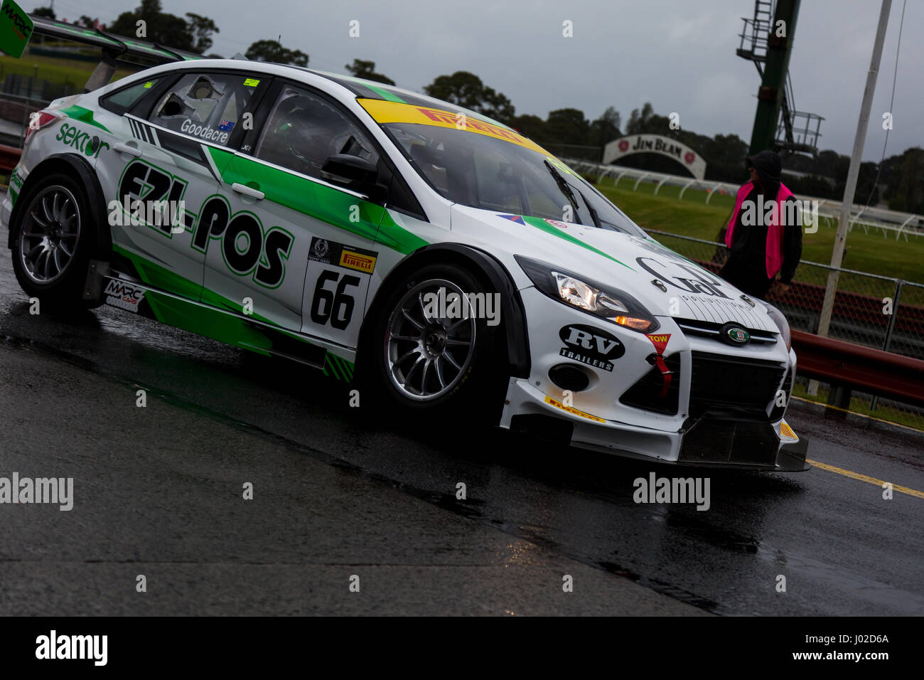 Sandown Raceway, Australia. 09Apr, 2017. MELBOURNE, Australia - 9 aprile: pit lane durante il 2017 Shannon cittadini, Round 1 - Sandown Raceway, Australia su Aprile 09 2017. Foto: Dave Hewison Credito: Dave Hewison sport/Alamy Live News Foto Stock