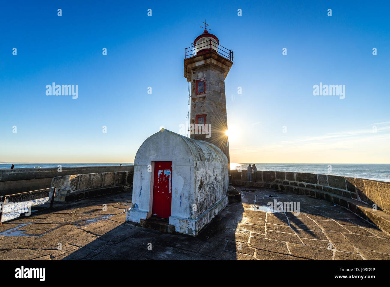 Felgueiras Faro sulla scogliera di Foz do Douro distretto della città di Porto, la seconda più grande città in Portogallo Foto Stock