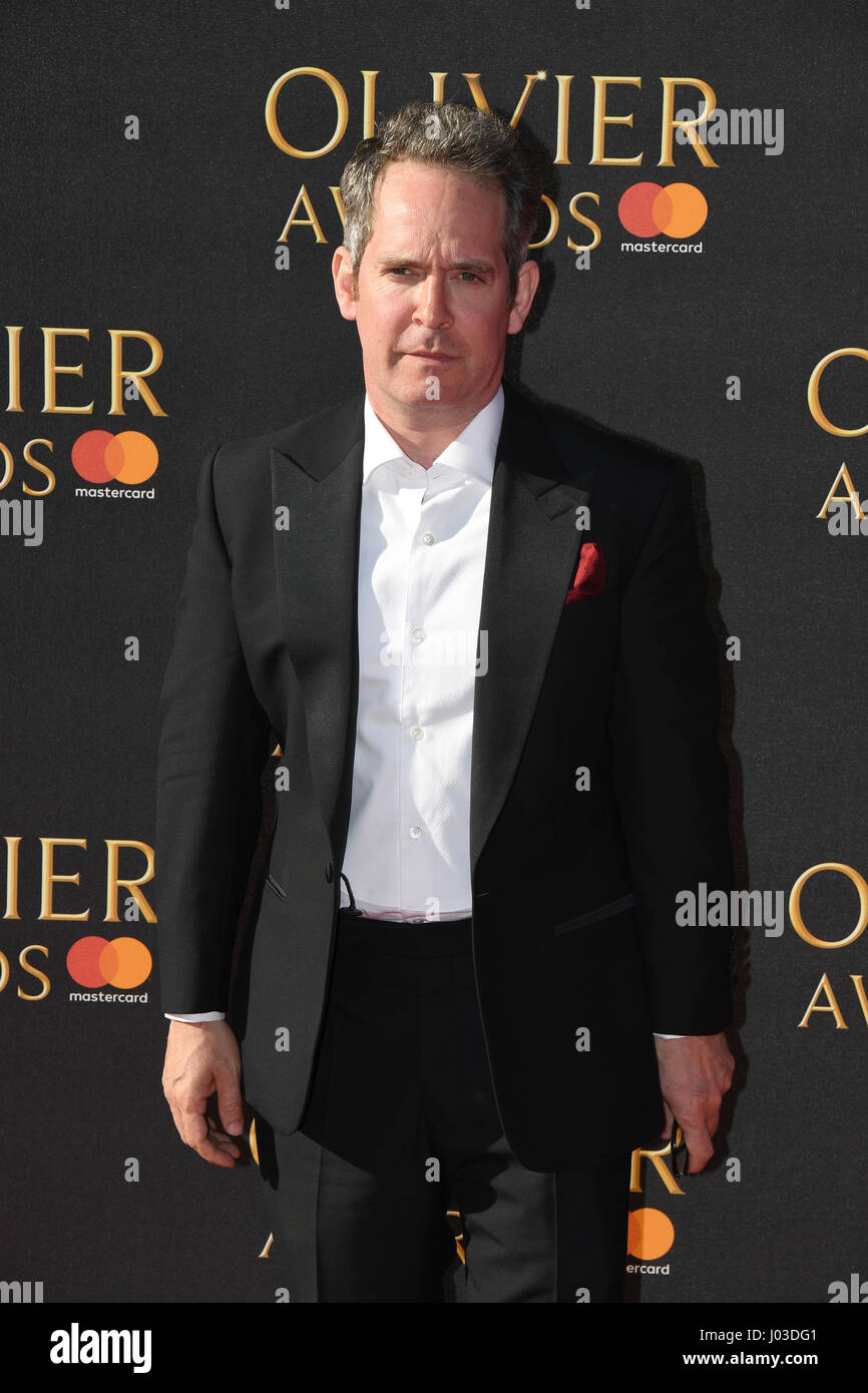 Tom Hollander frequentando il Olivier Awards 2017, tenutosi presso la Royal Albert Hall di Londra. Foto Stock