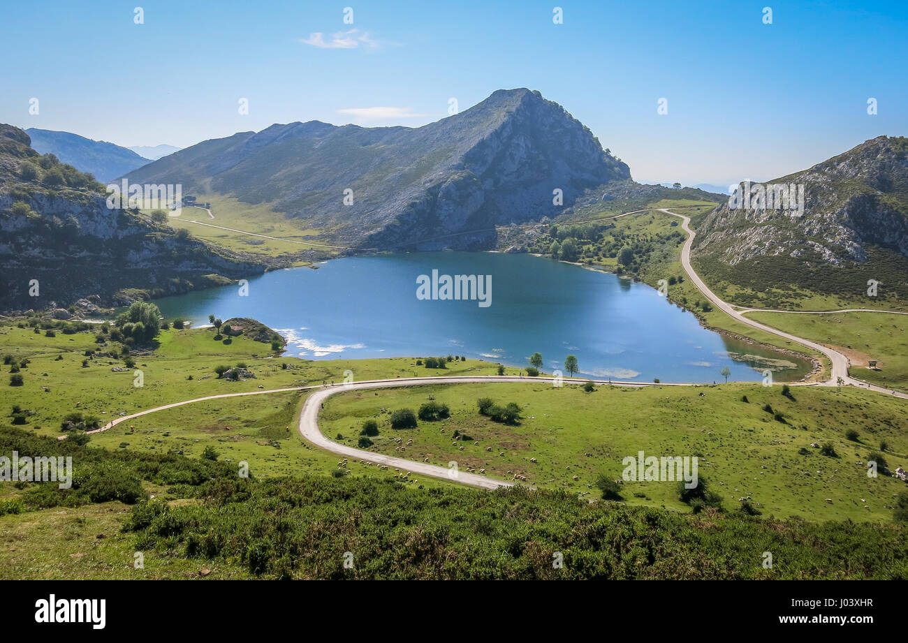 Vista panoramica a Covadonga, Asturias, Spagna settentrionale Foto Stock