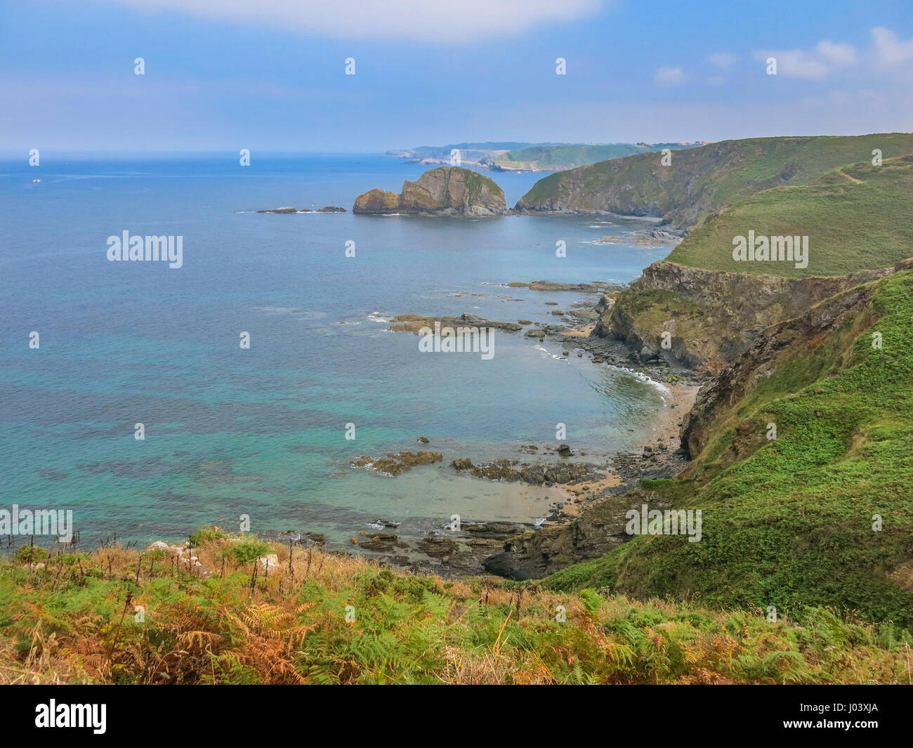 Vista panoramica di scogliere di Cabo Penas, Asturias, Spagna settentrionale Foto Stock