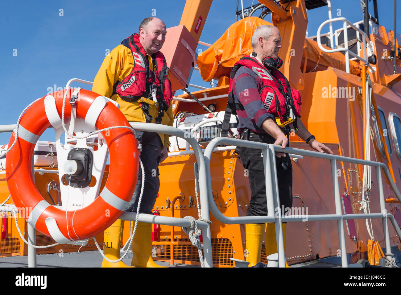 RNLI scialuppa di salvataggio e di equipaggio, Valentia Island, nella contea di Kerry Irlanda Foto Stock