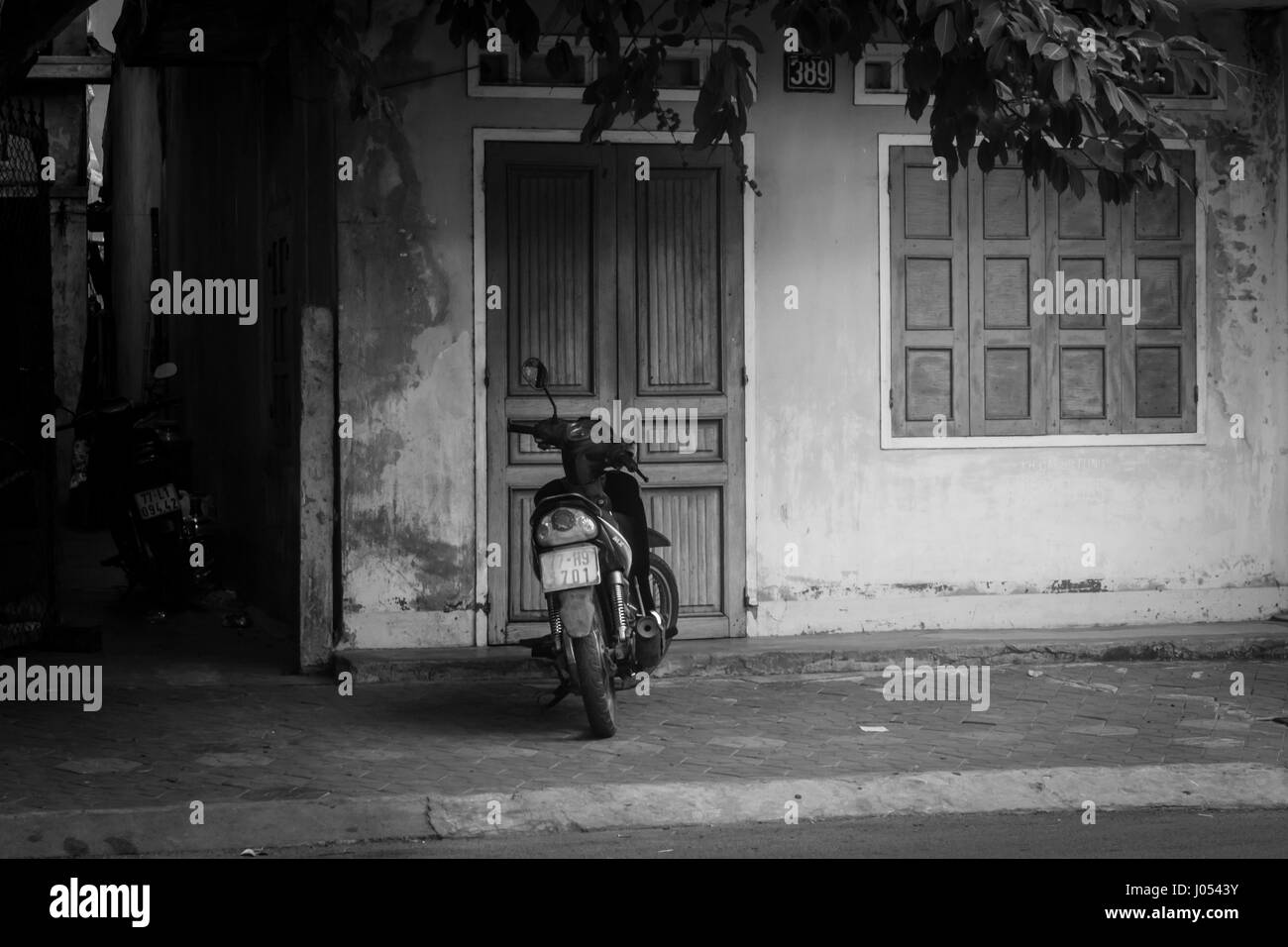 Una tipica casa di villaggio vietnamita. Foto Stock