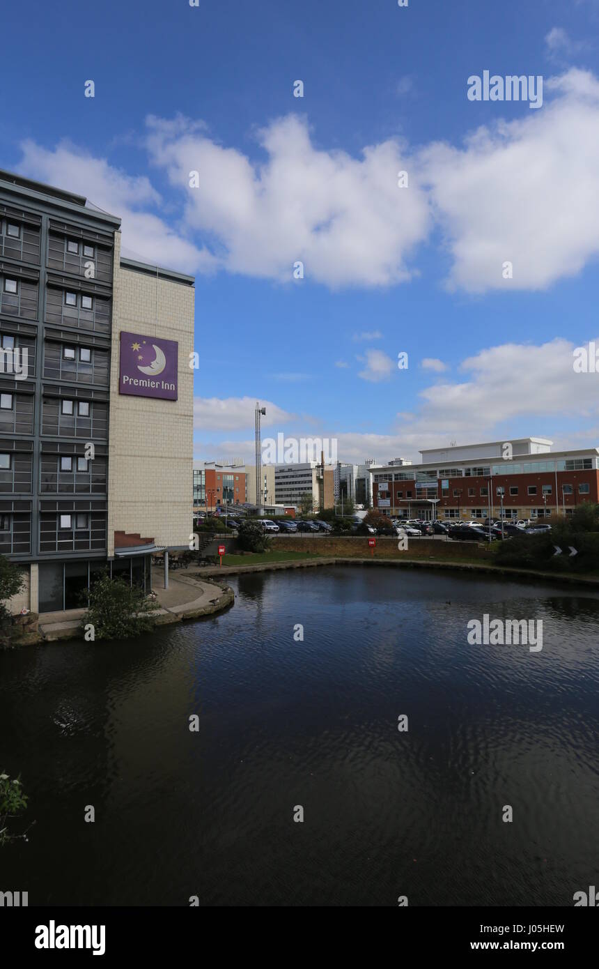 Premier Inn e Nottingham Canal Nottingham REGNO UNITO Aprile 2017 Foto Stock