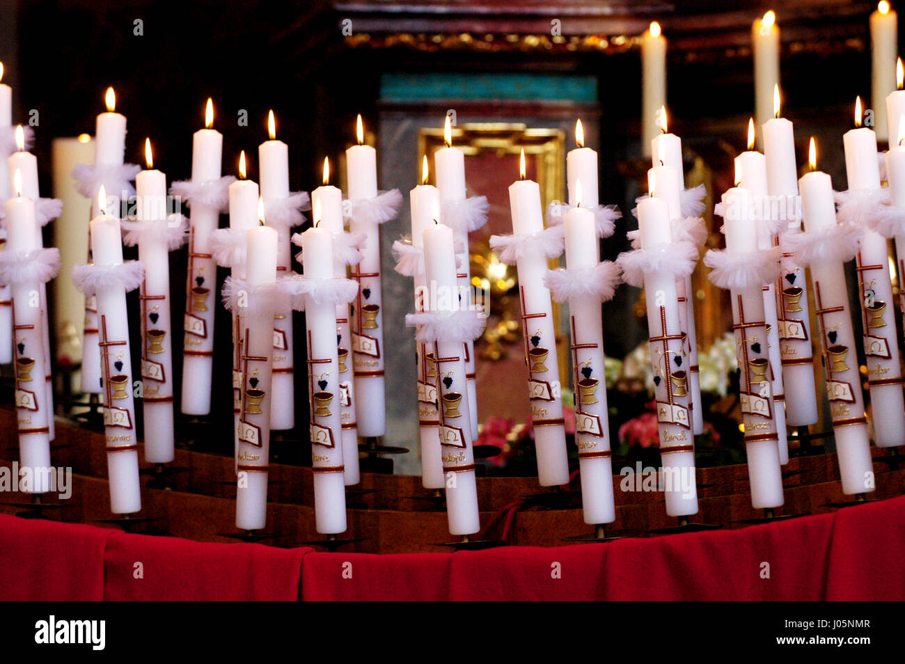 religione cattolica, preghiera, rito, confessione, processione, fede, fedeli, confessione di fede, festa, celebrazione, massa, Foto Stock