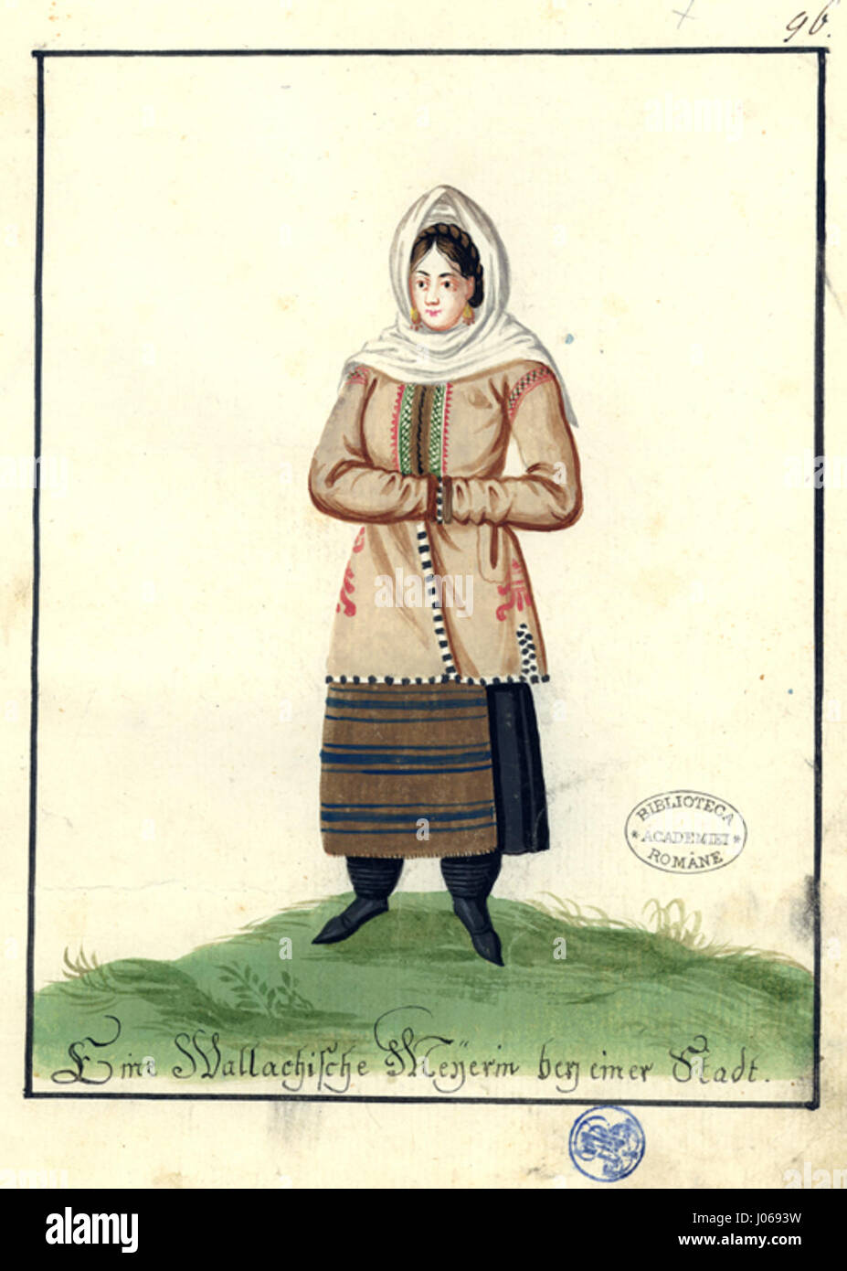 Questa immagine presenta un tradizionale costume da uomo valacchino di Siebenbürgen, che mostra lo stile di abbigliamento unico di questa regione rumena, indossato durante eventi culturali e riunioni festive. Foto Stock
