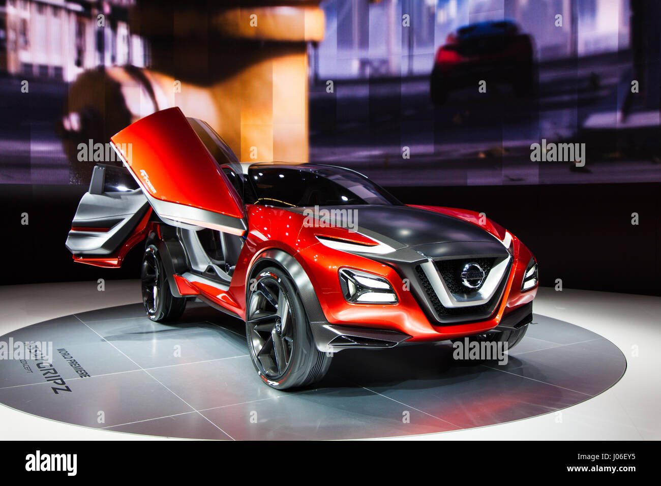 Francoforte, Germania - 23 settembre 2015: Frankfurt International Motor Show (IAA) 2015. Nissan Gripz concetto - Premiere mondiale Foto Stock