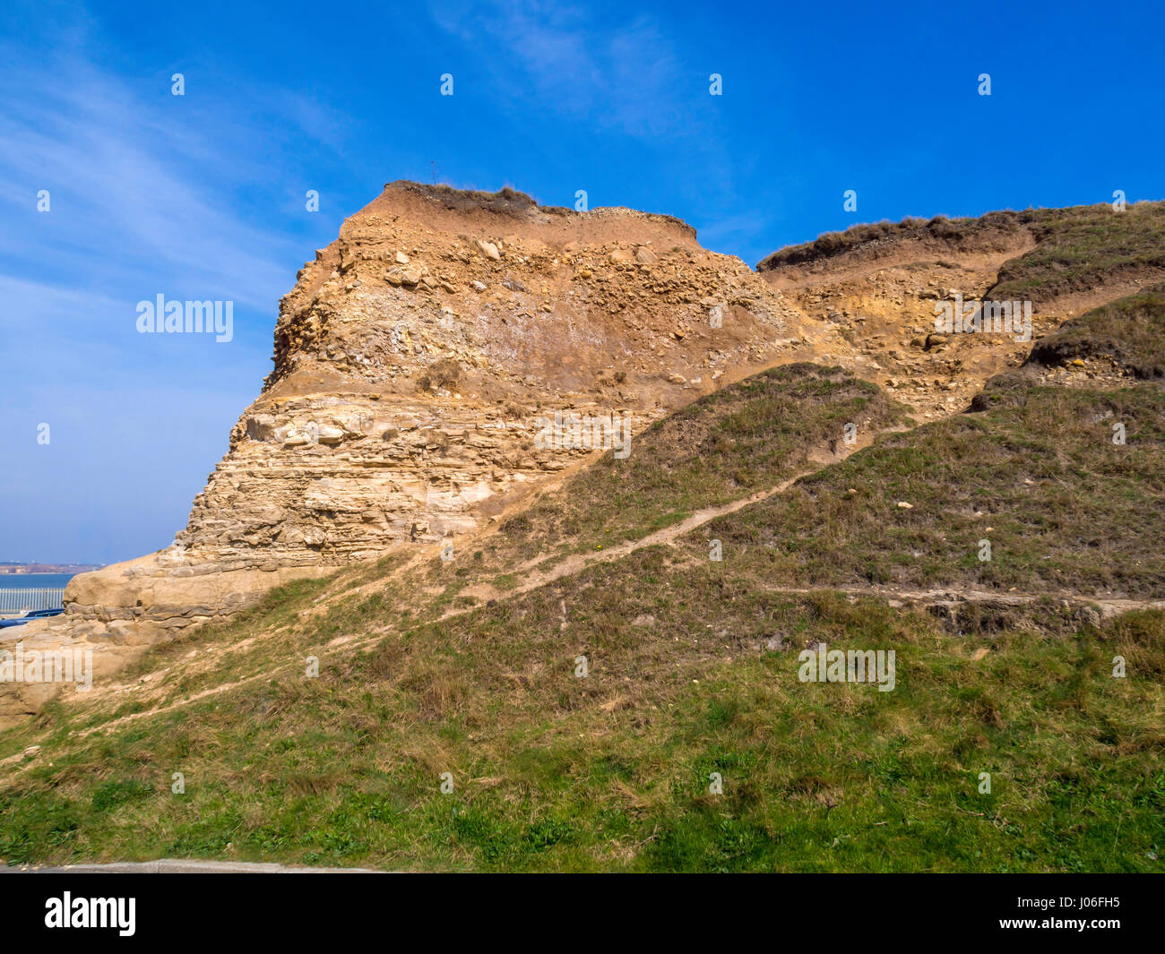 Rosso Punto di acri a Seaham Co. Durham siti di particolare interesse scientifico, per le sue caratteristiche geologiche, calcare magnesiaco sovrastato con argilla di Boulder Foto Stock