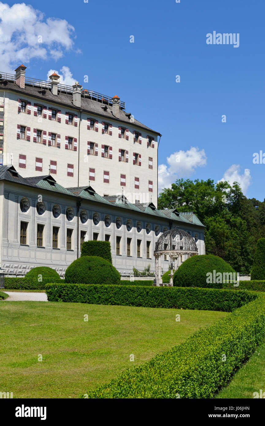 Il castello di Ambras, Innsbruck, Austria Foto Stock