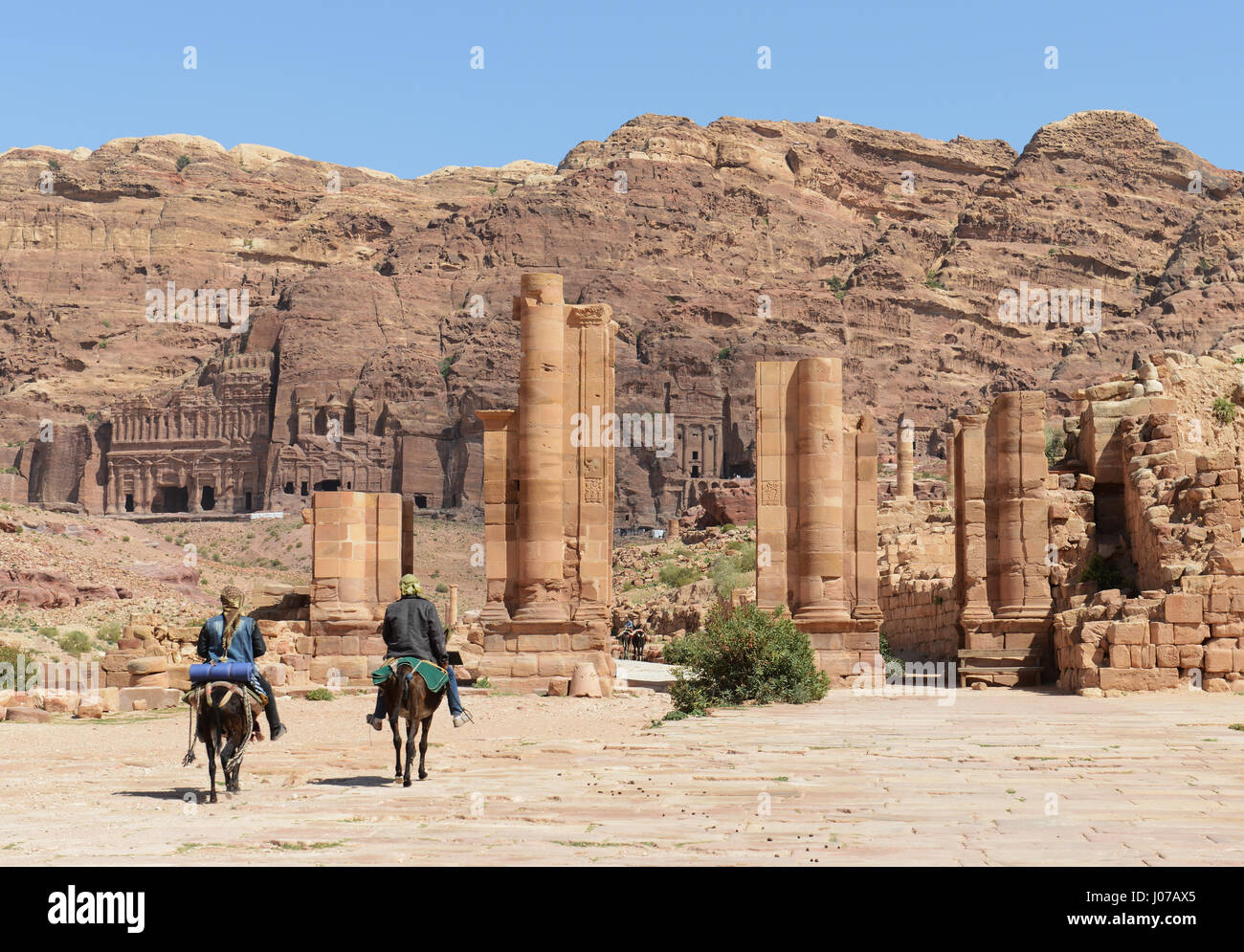 I resti della porta arcuata in Petra, Giordania. Foto Stock