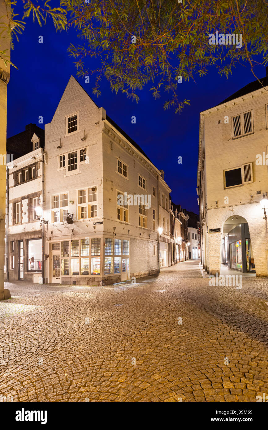 Vicoli con negozi nel centro di Maastricht, Paesi Bassi. Foto Stock
