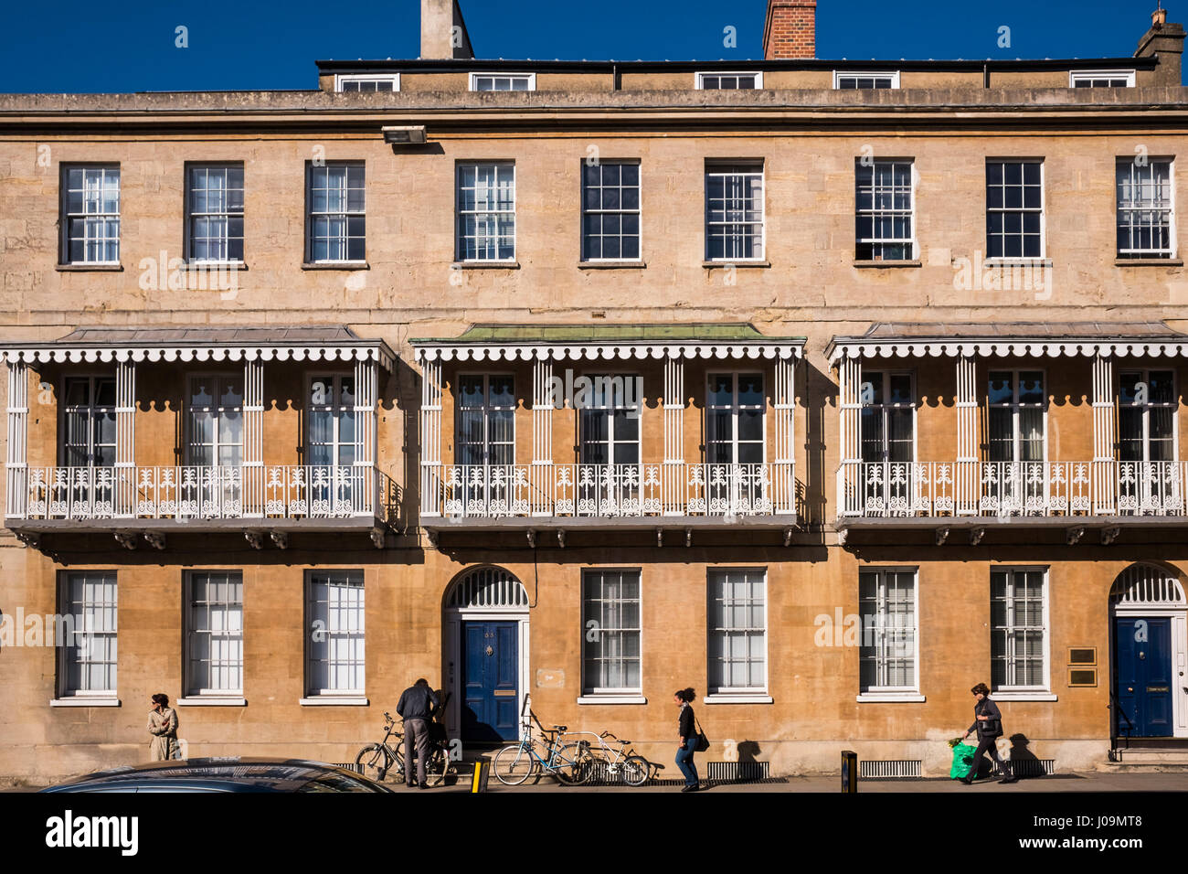 Oxford è una città conosciuta in tutto il mondo come la casa dell'Università di Oxford, la più antica università del mondo di lingua inglese. Inghilterra, Regno Unito Foto Stock